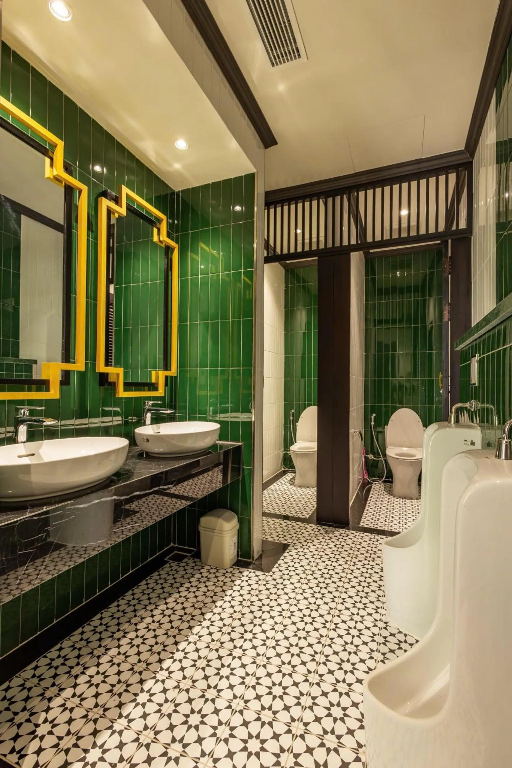 Restaurant/places to eat in Stella Marina Boutique Hotel