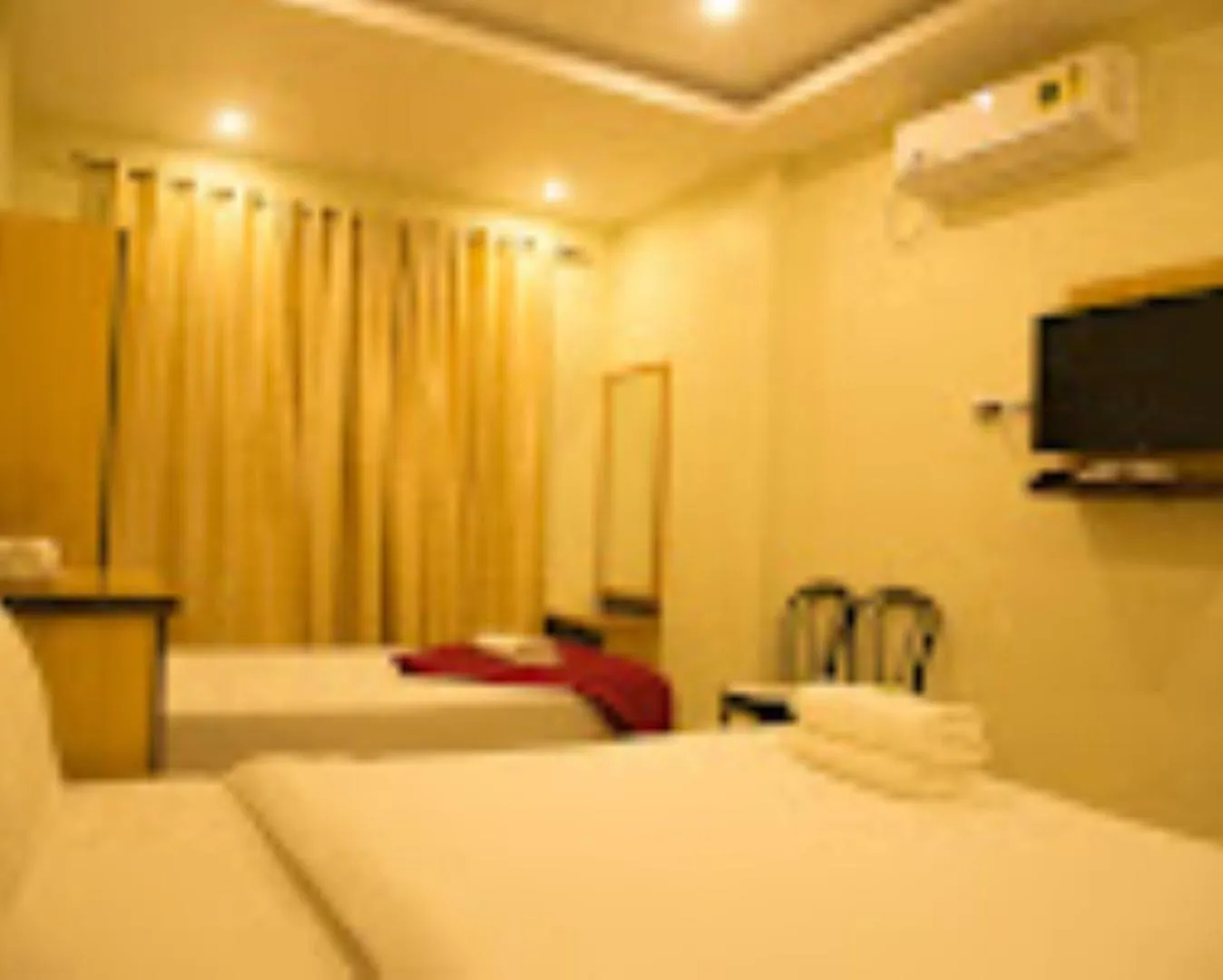 Bed in HOTEL KING SAFIRE , Port Blair