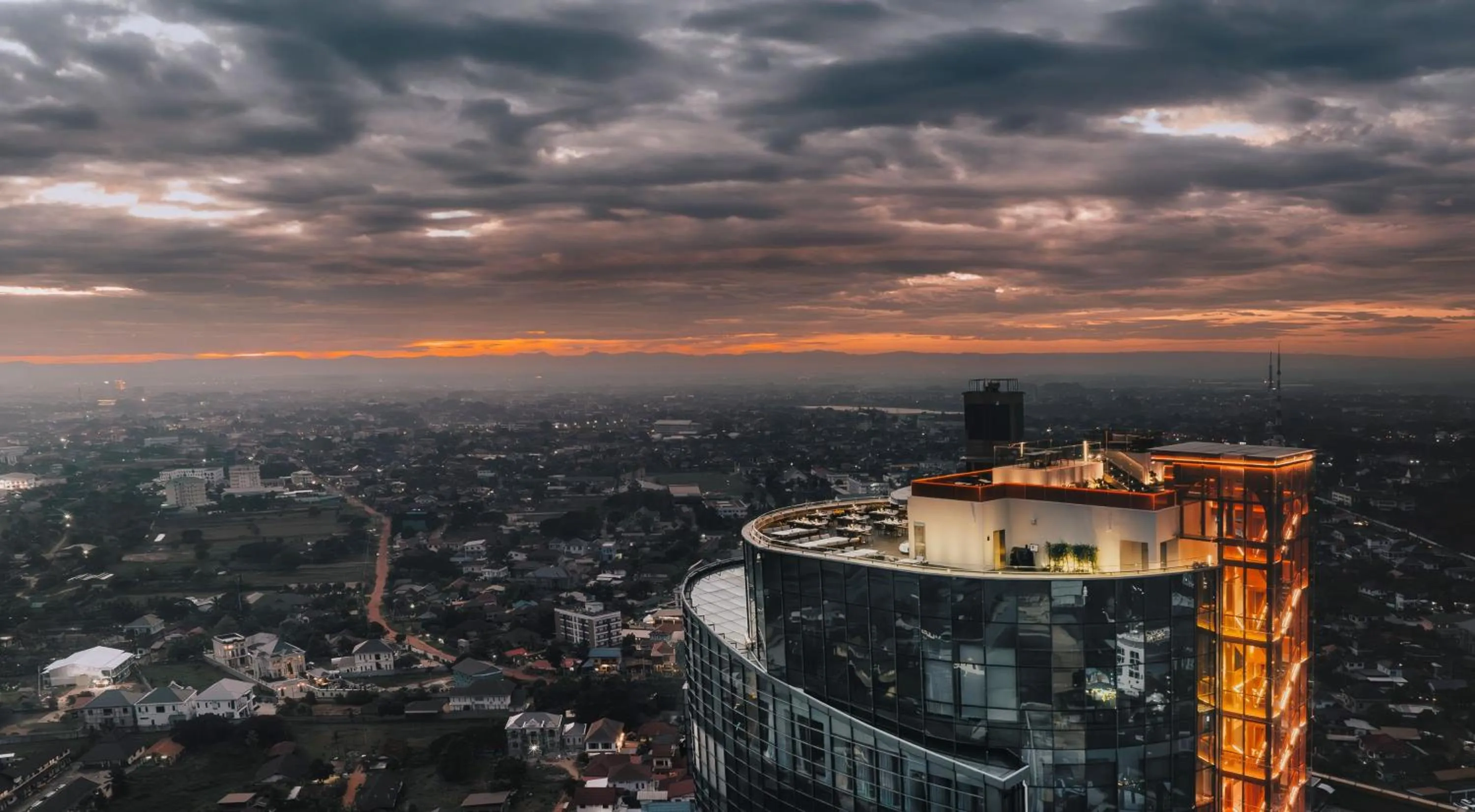Restaurant/places to eat in Latsavong Wanda Vista Vientiane