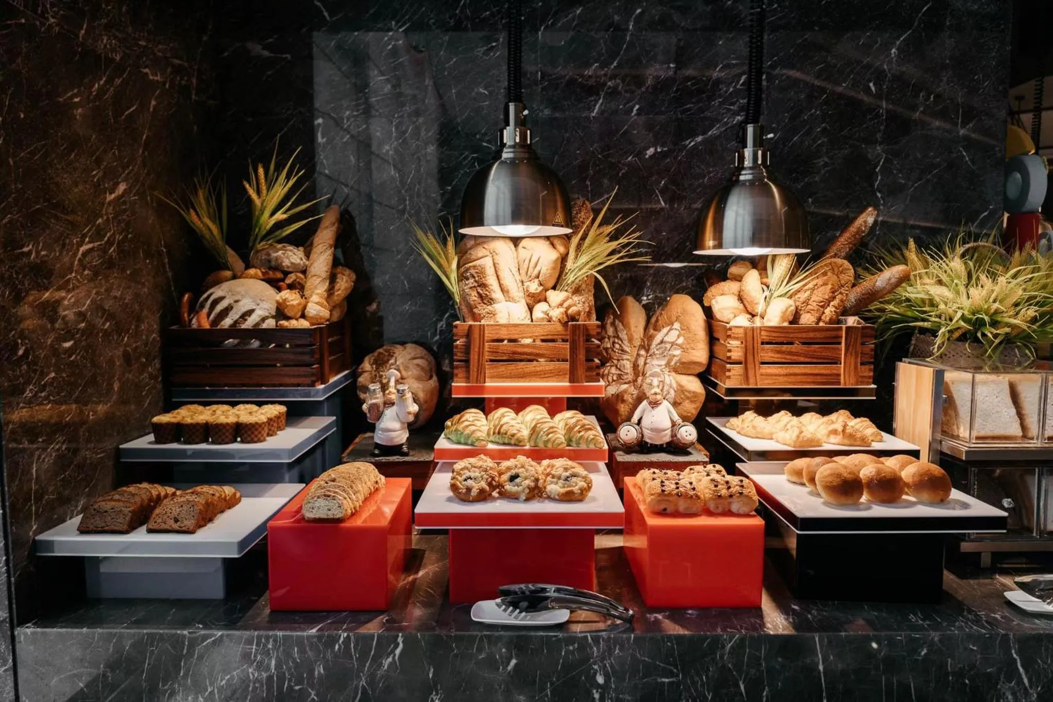 Restaurant/places to eat in Latsavong Wanda Vista Vientiane