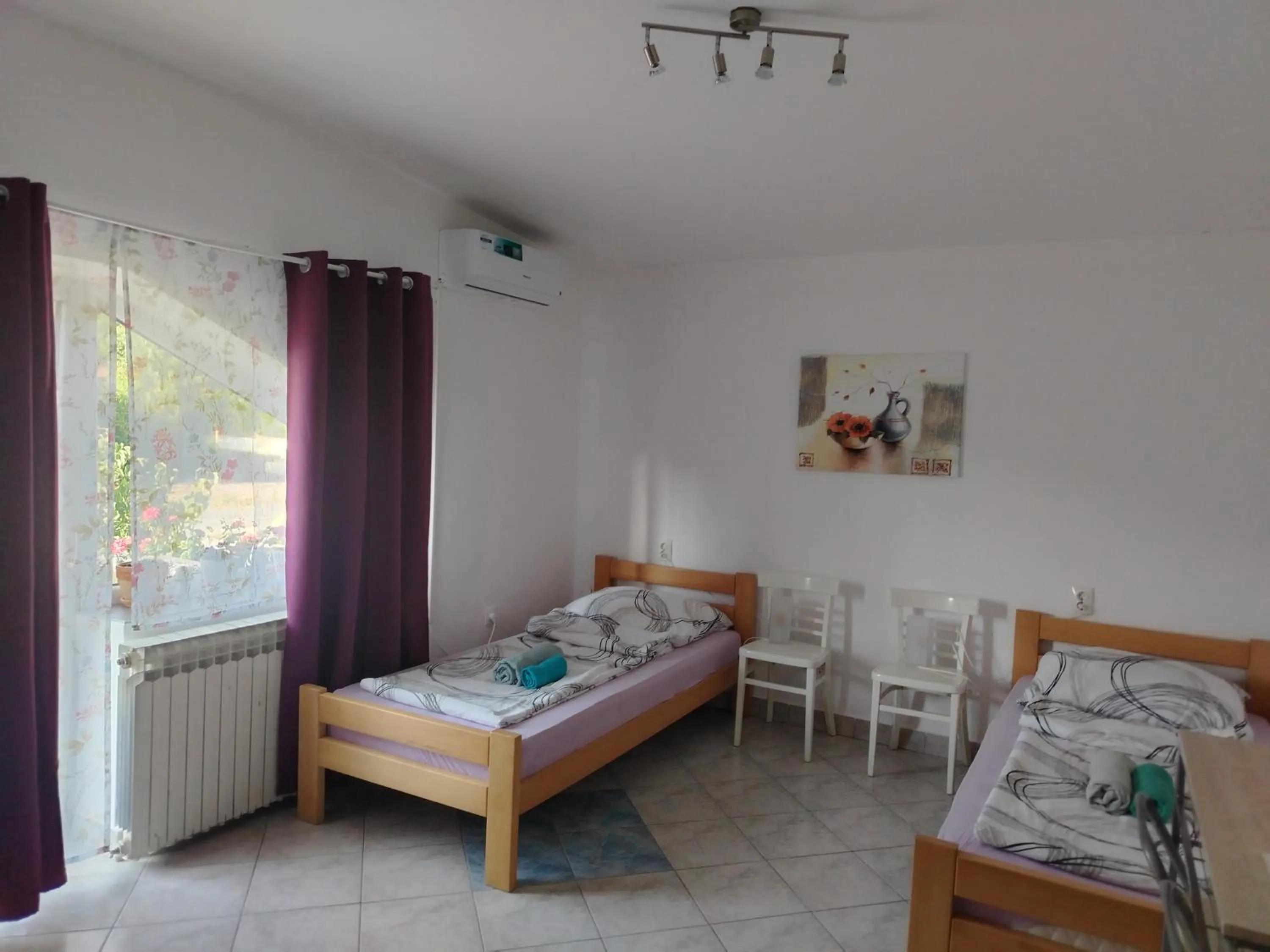 Photo of the whole room, Bed in Apartment Ada bed & breakfast