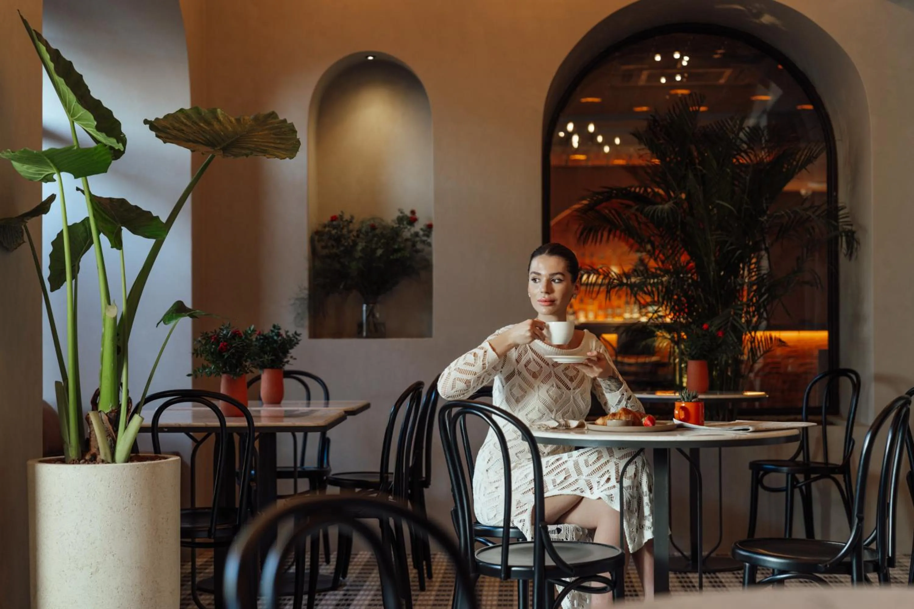 Restaurant/places to eat in Roome