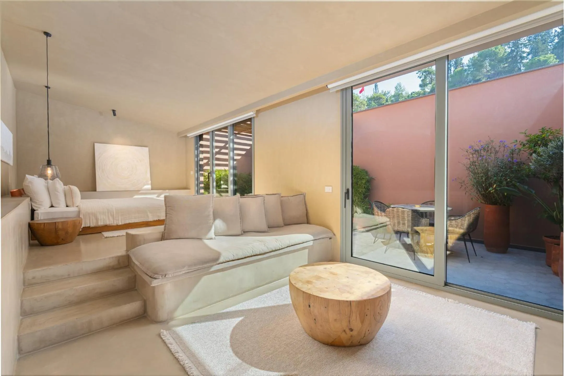 Seating area in Roome