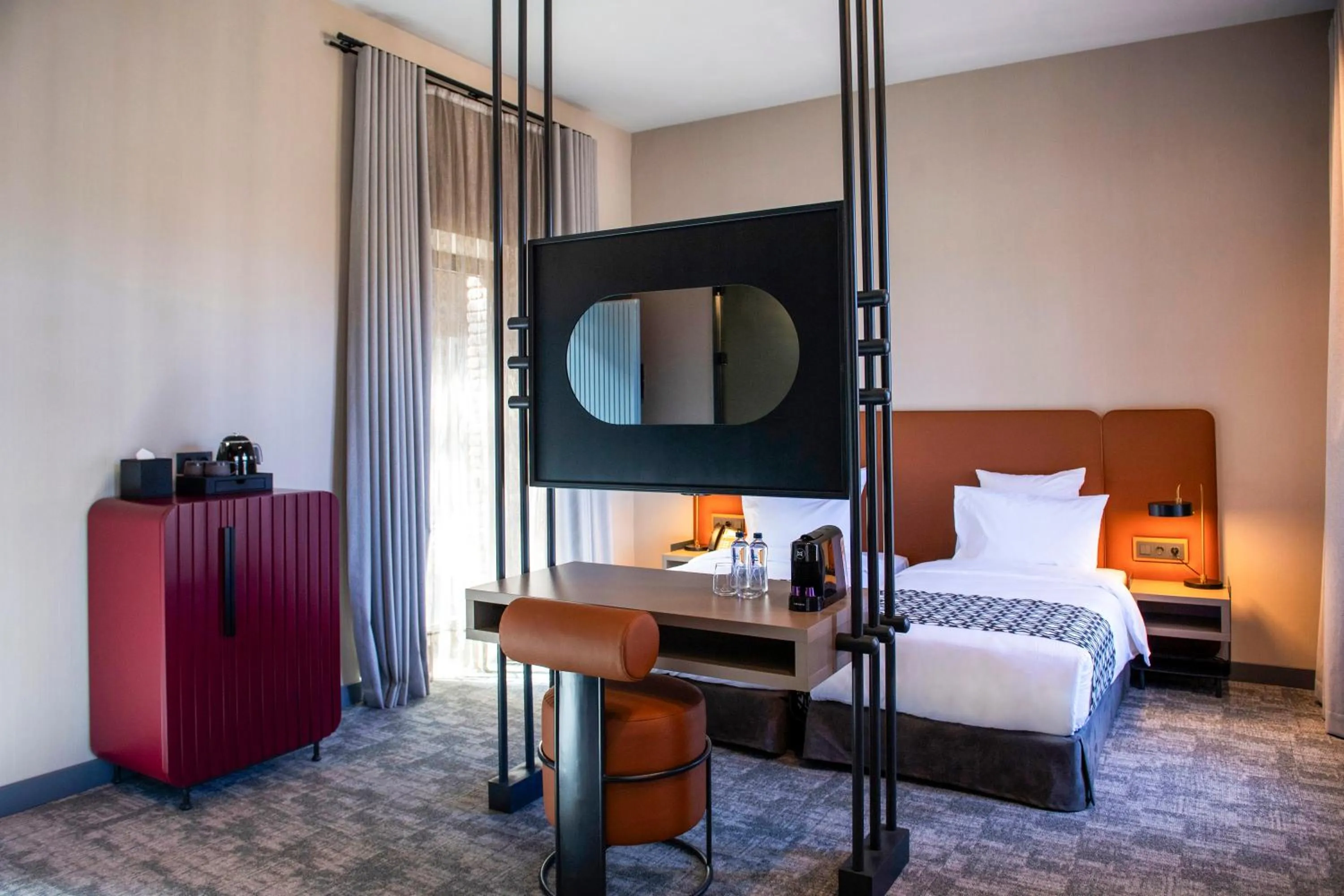 Photo of the whole room, Bed in Qarvasla Hotel