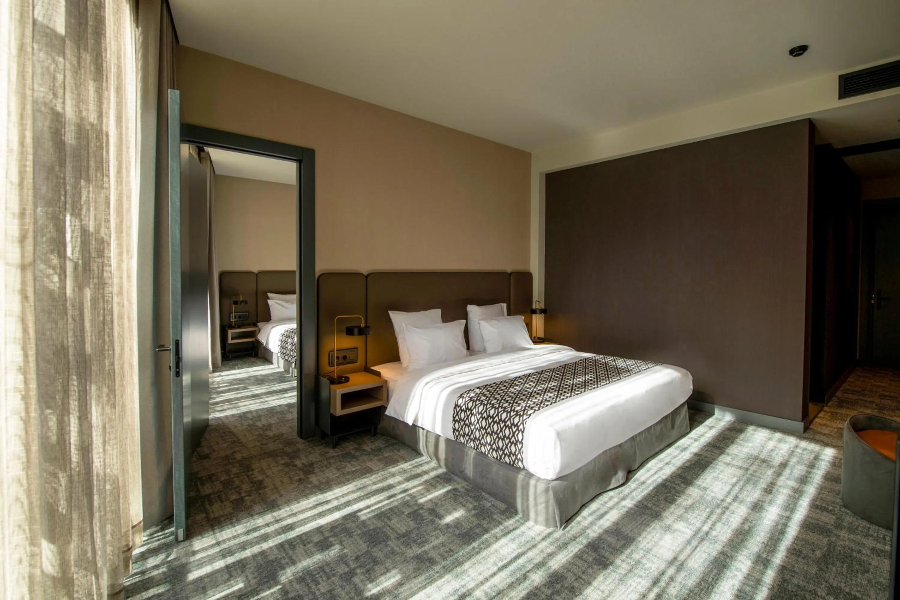 Photo of the whole room, Bed in Qarvasla Hotel