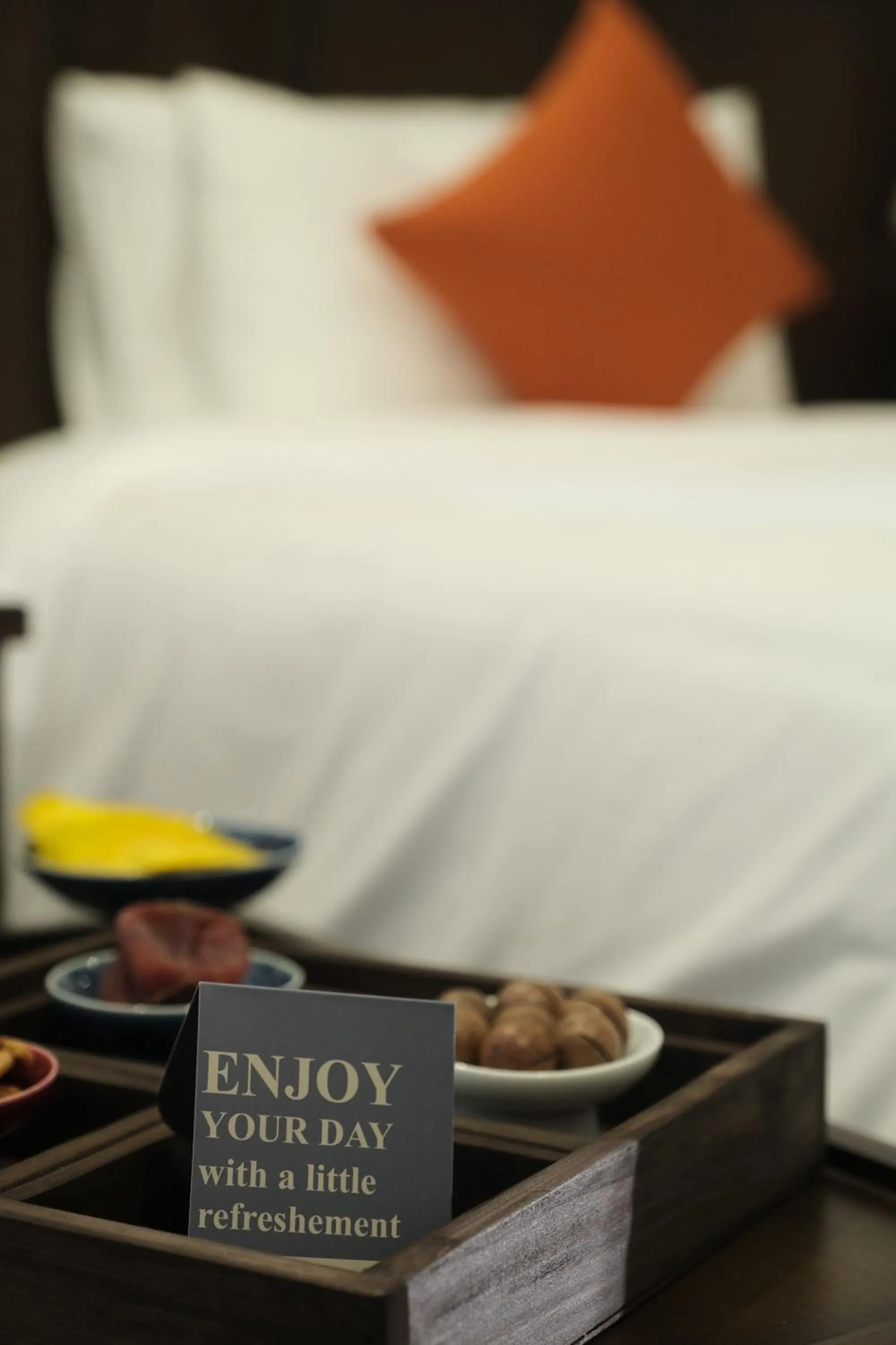 Photo of the whole room, Bed in Paul Chabot Hotel