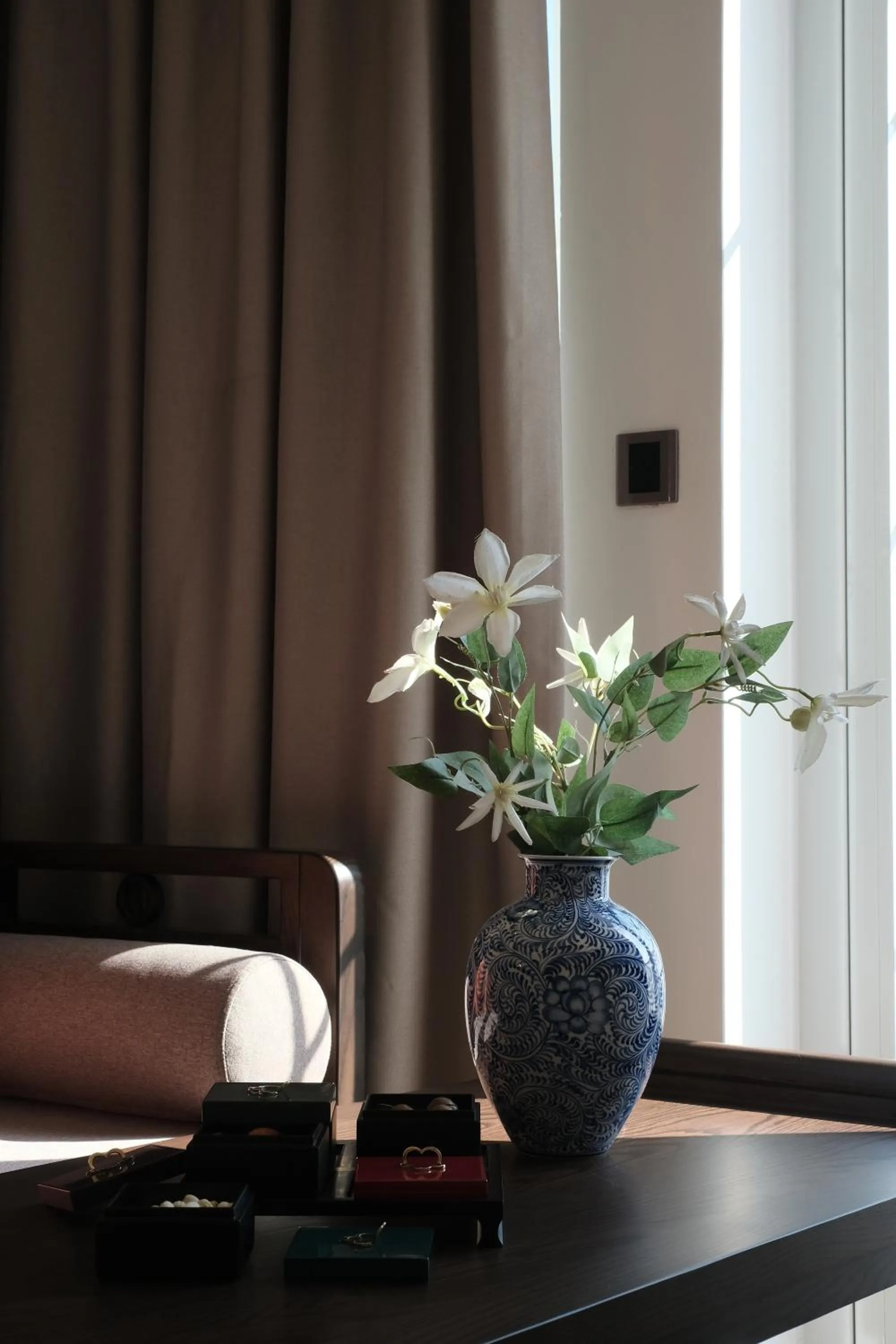 Seating area in Paul Chabot Hotel