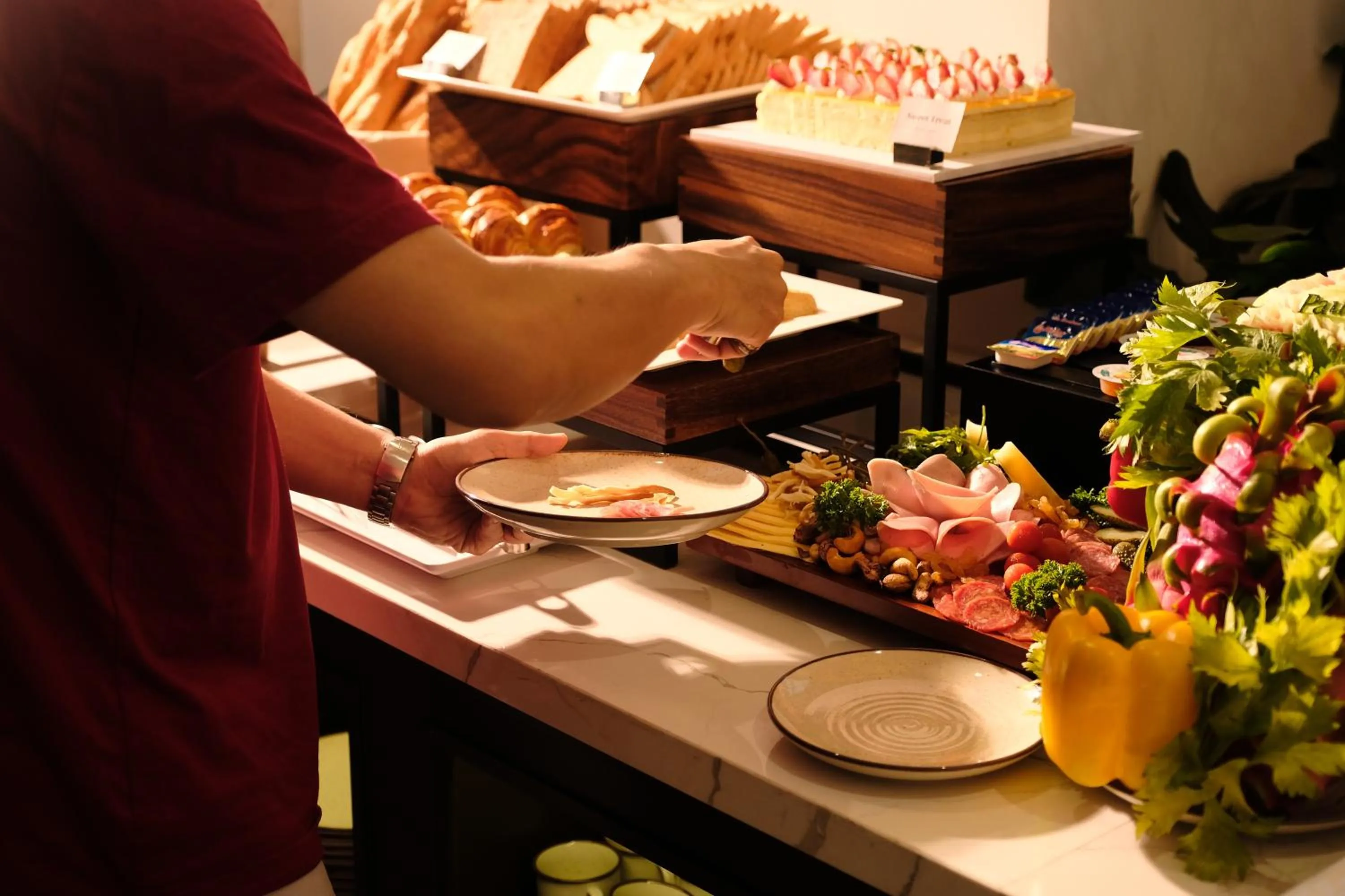 Breakfast in Paul Chabot Hotel