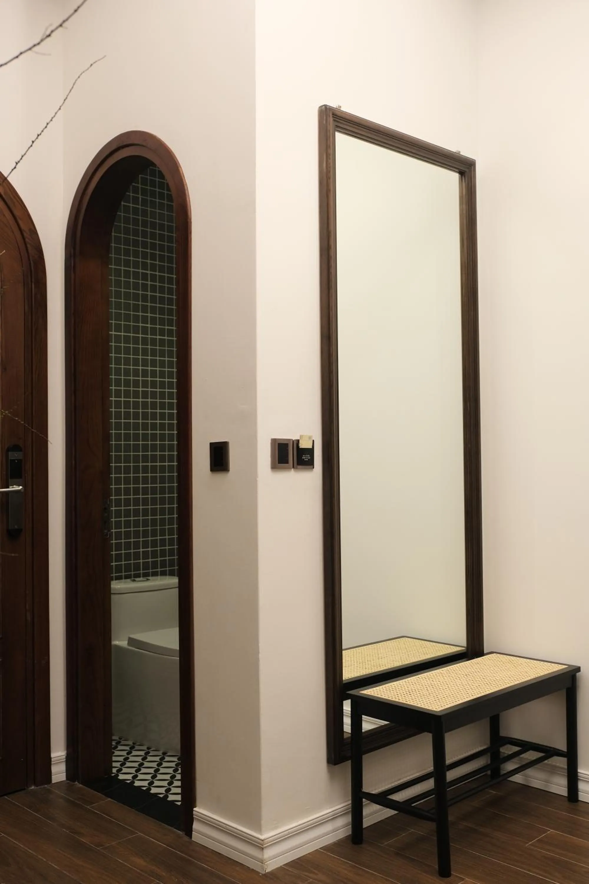 Toilet in Paul Chabot Hotel