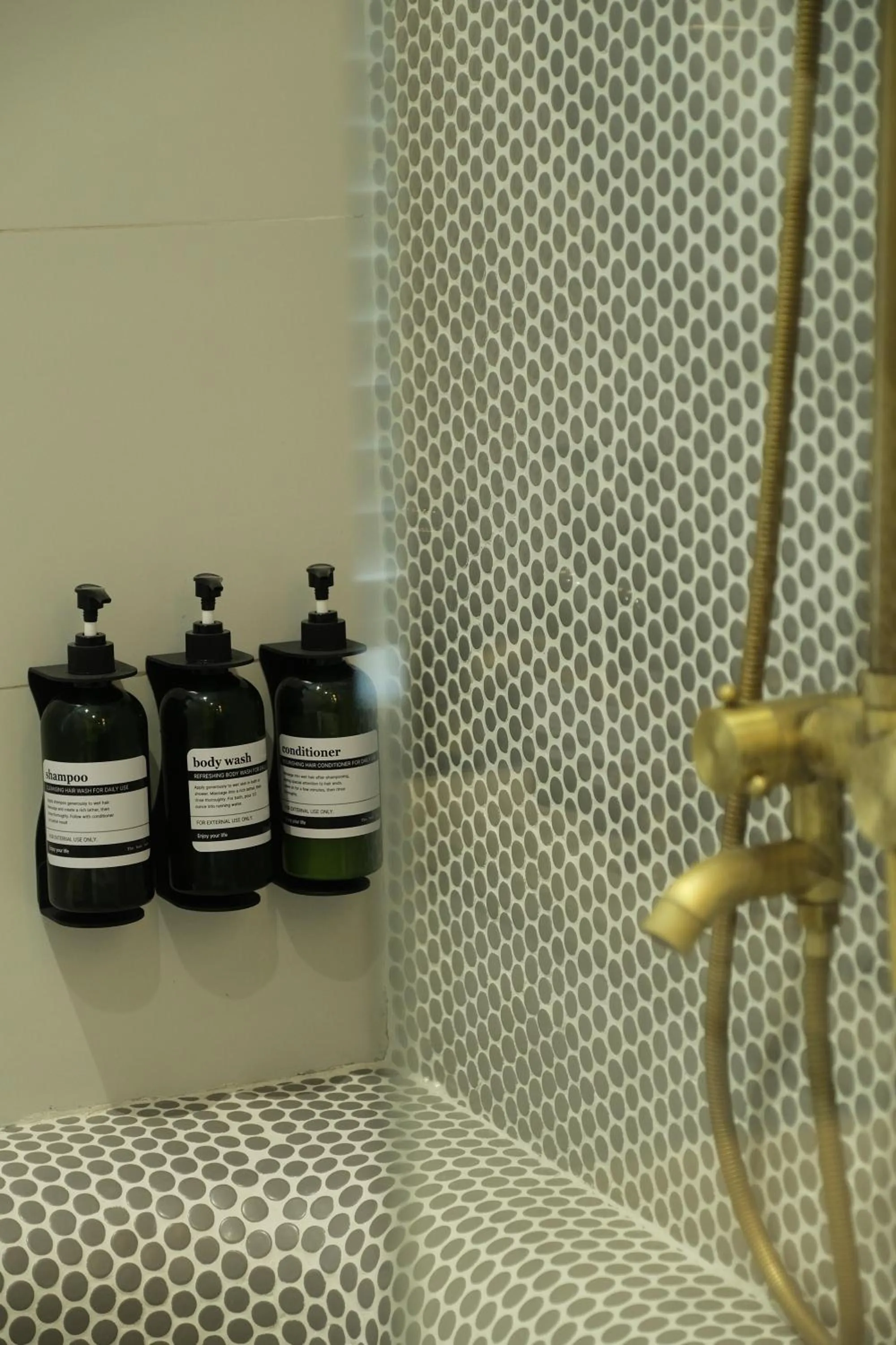 Bathroom in Paul Chabot Hotel