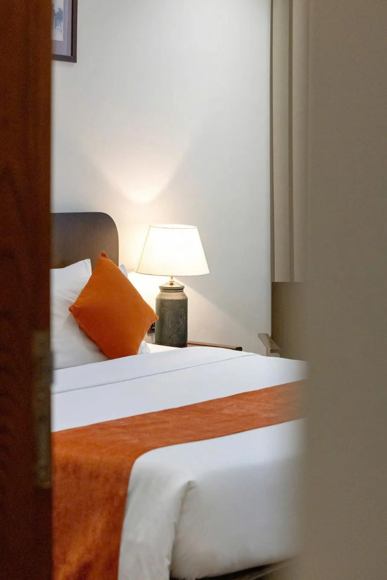 Bed in Paul Chabot Hotel