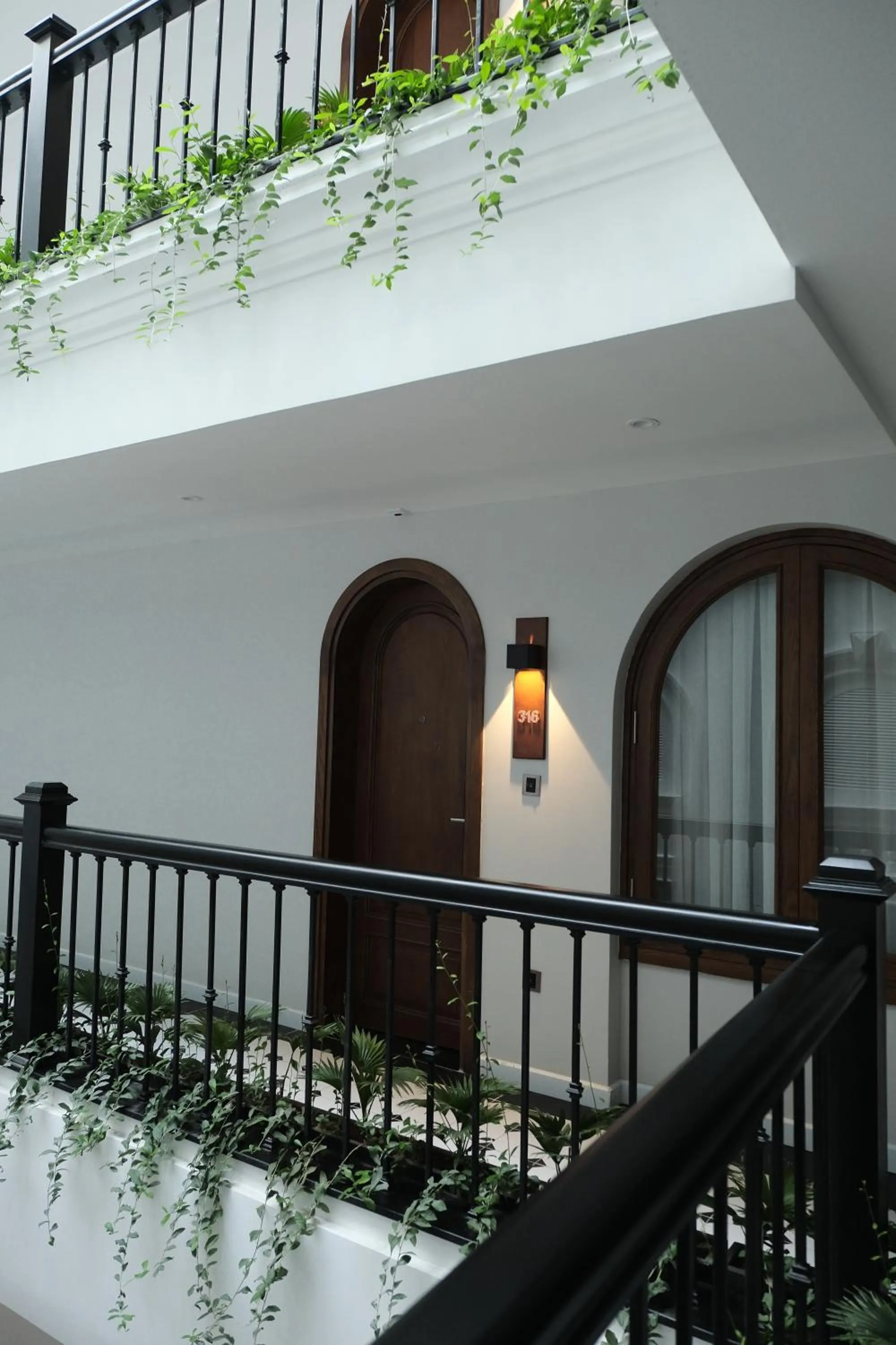 Property building in Paul Chabot Hotel