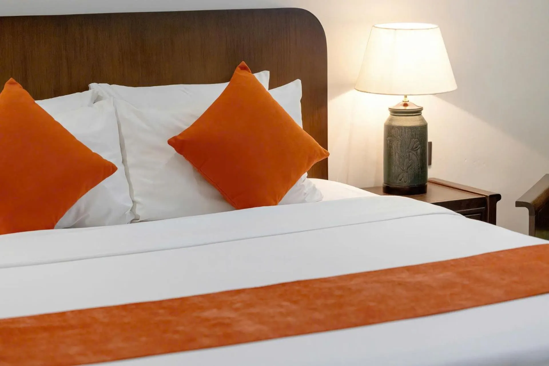 Bed in Paul Chabot Hotel