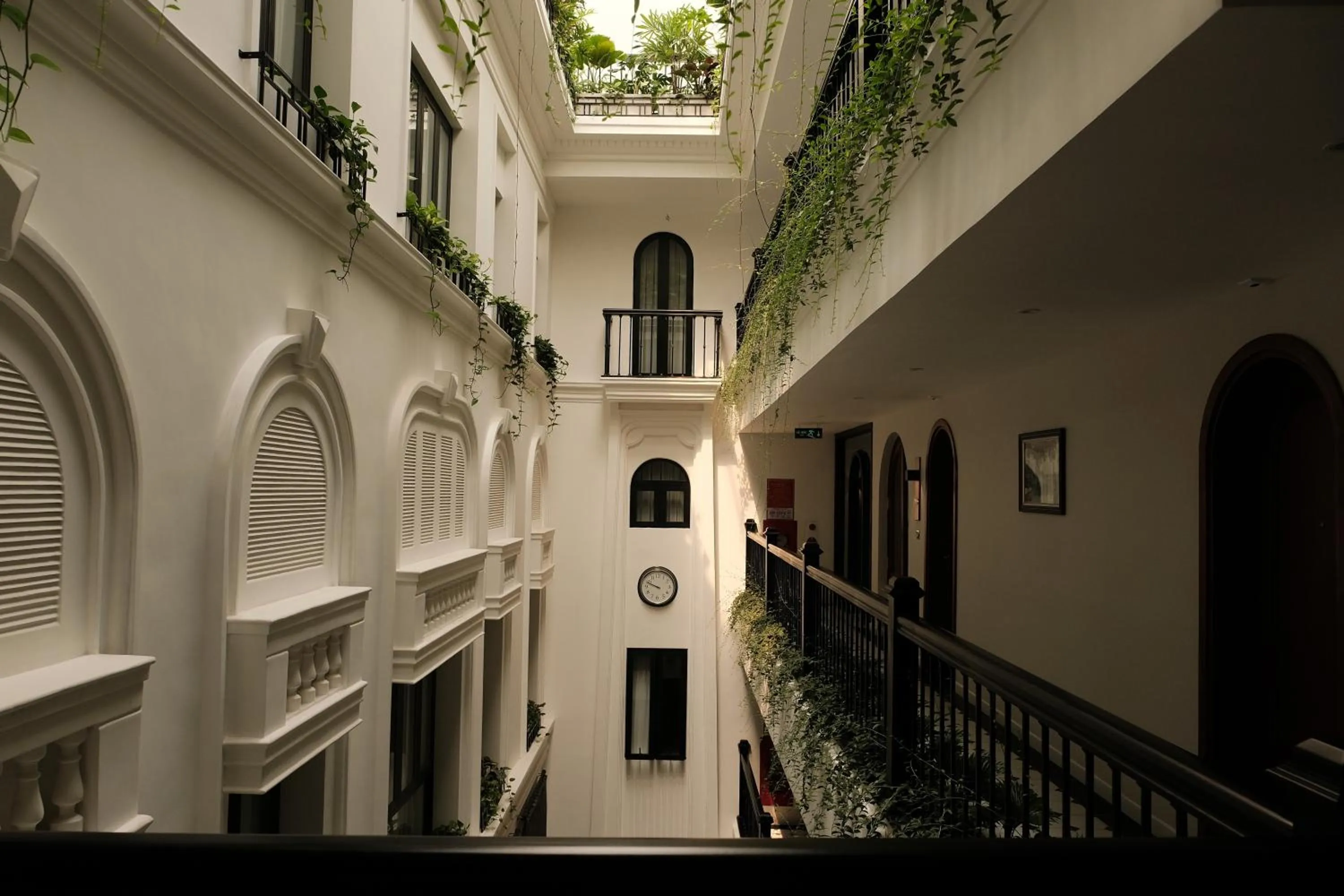 Property building in Paul Chabot Hotel