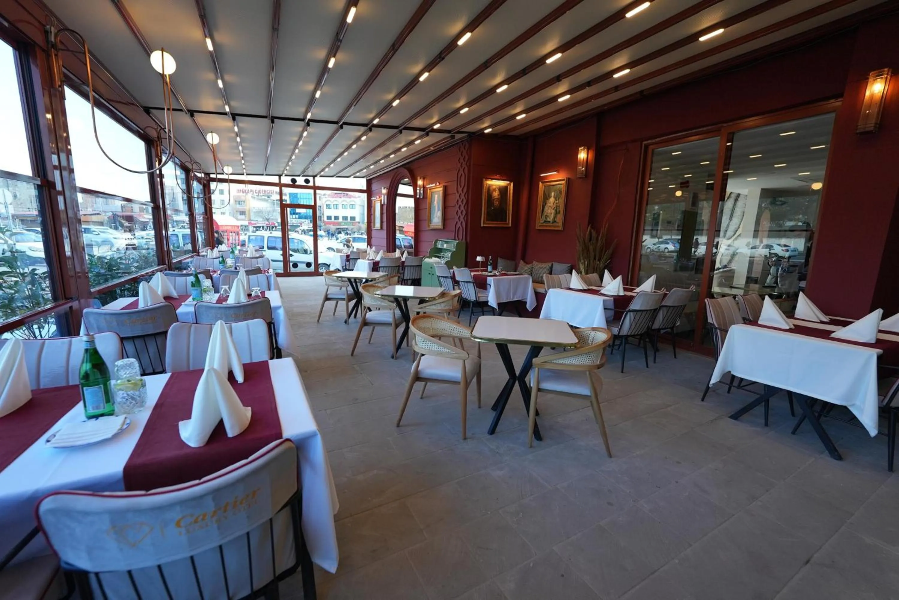 Restaurant/places to eat in CARTİER LUXURY OTEL