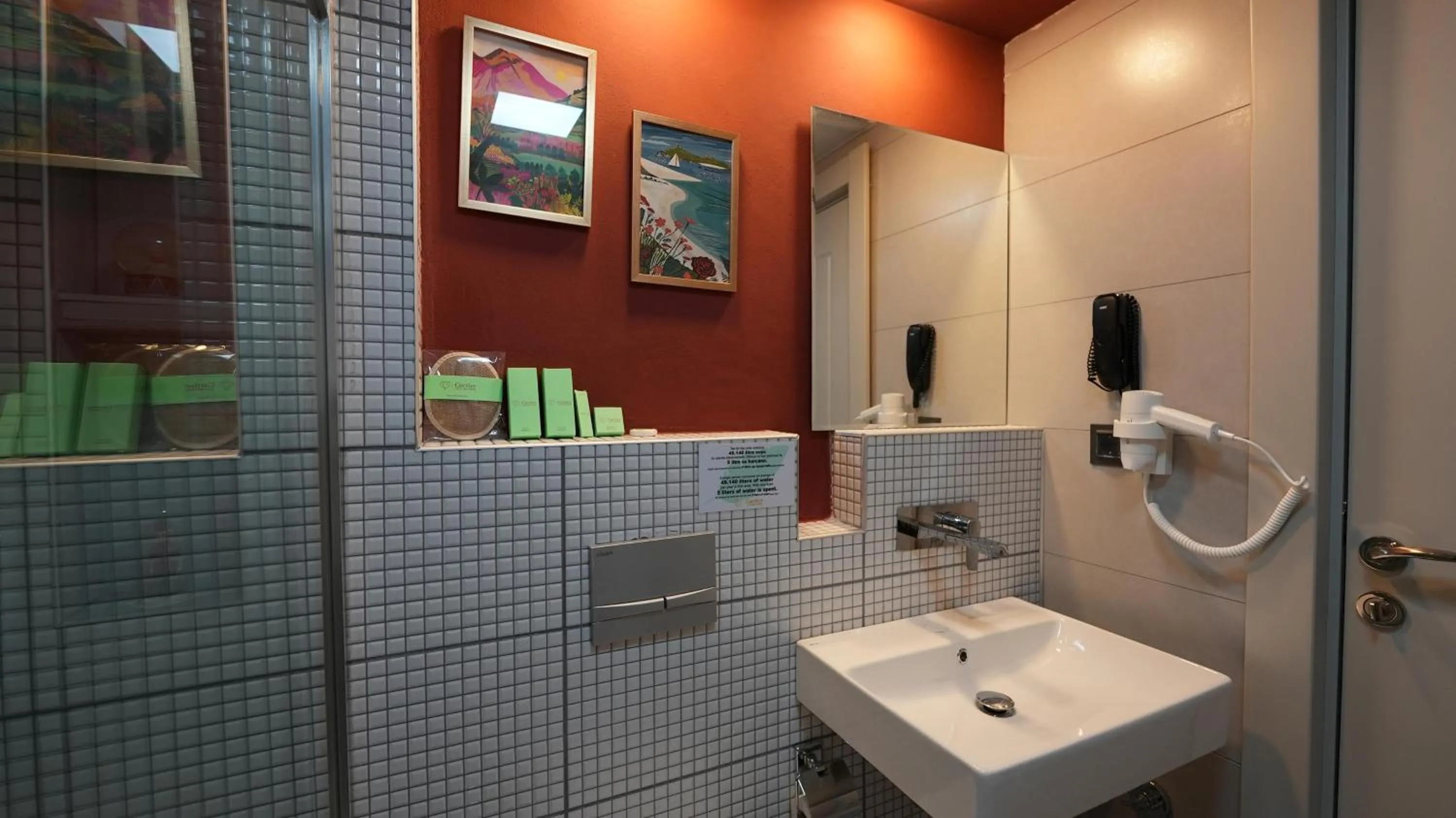 Shower in CARTİER LUXURY OTEL