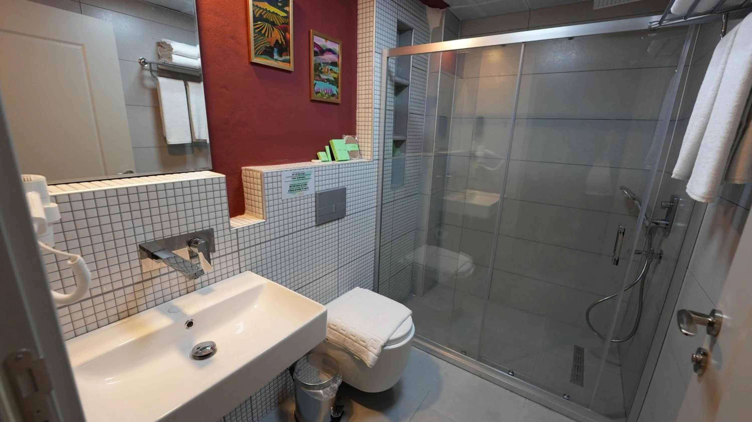 Shower in CARTİER LUXURY OTEL