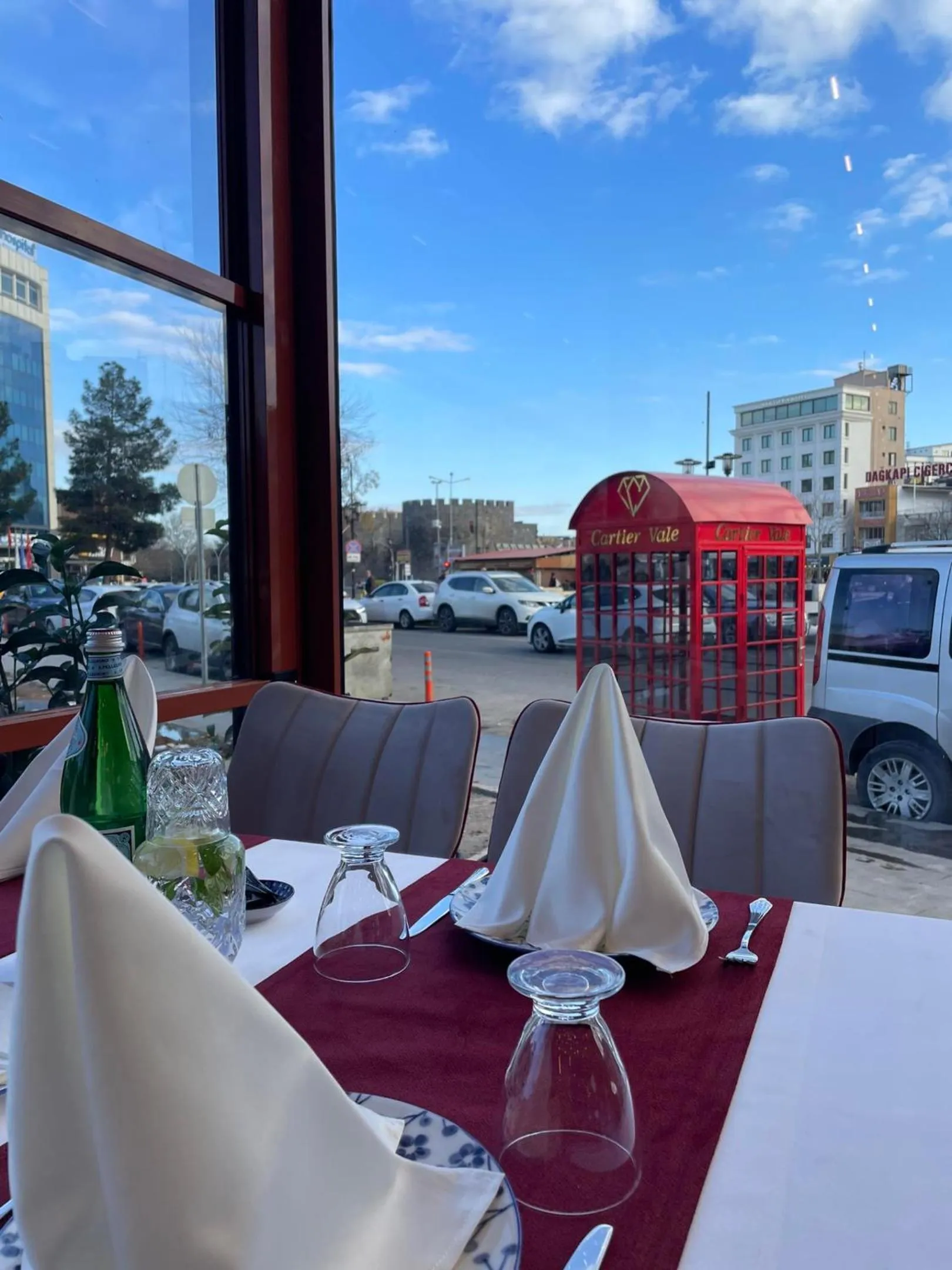 Restaurant/places to eat in CARTİER LUXURY OTEL