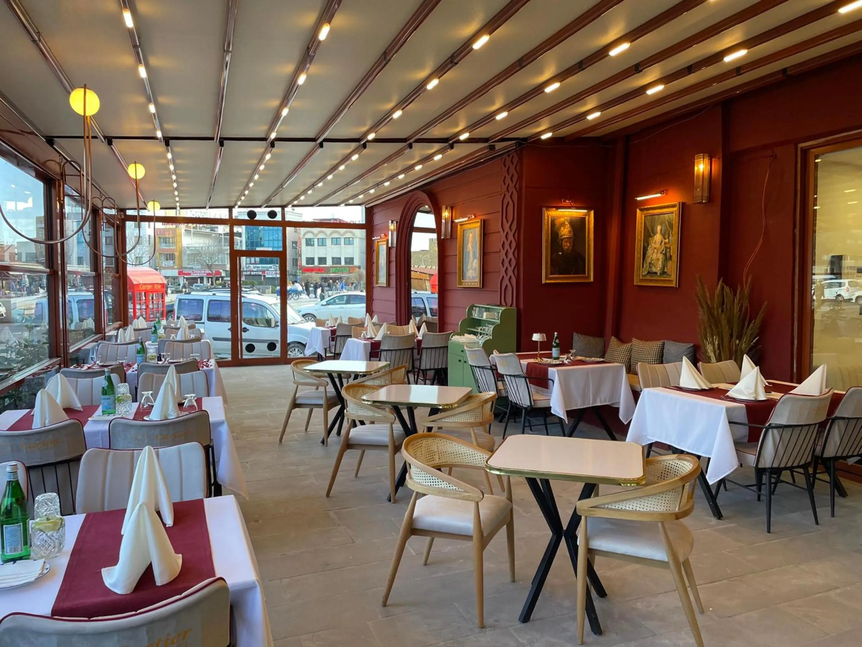 Restaurant/places to eat in CARTİER LUXURY OTEL