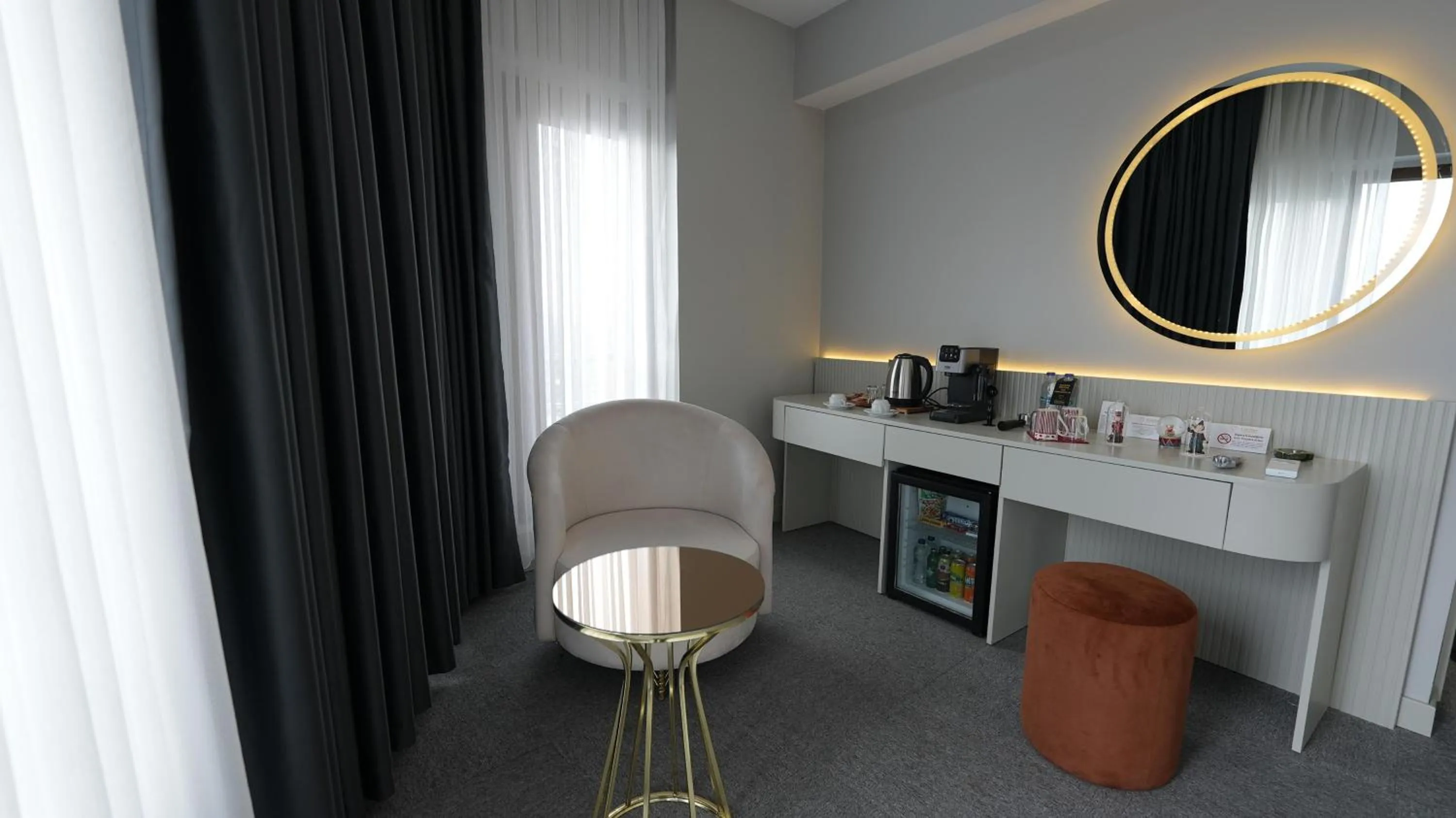 Seating area in CARTİER LUXURY OTEL