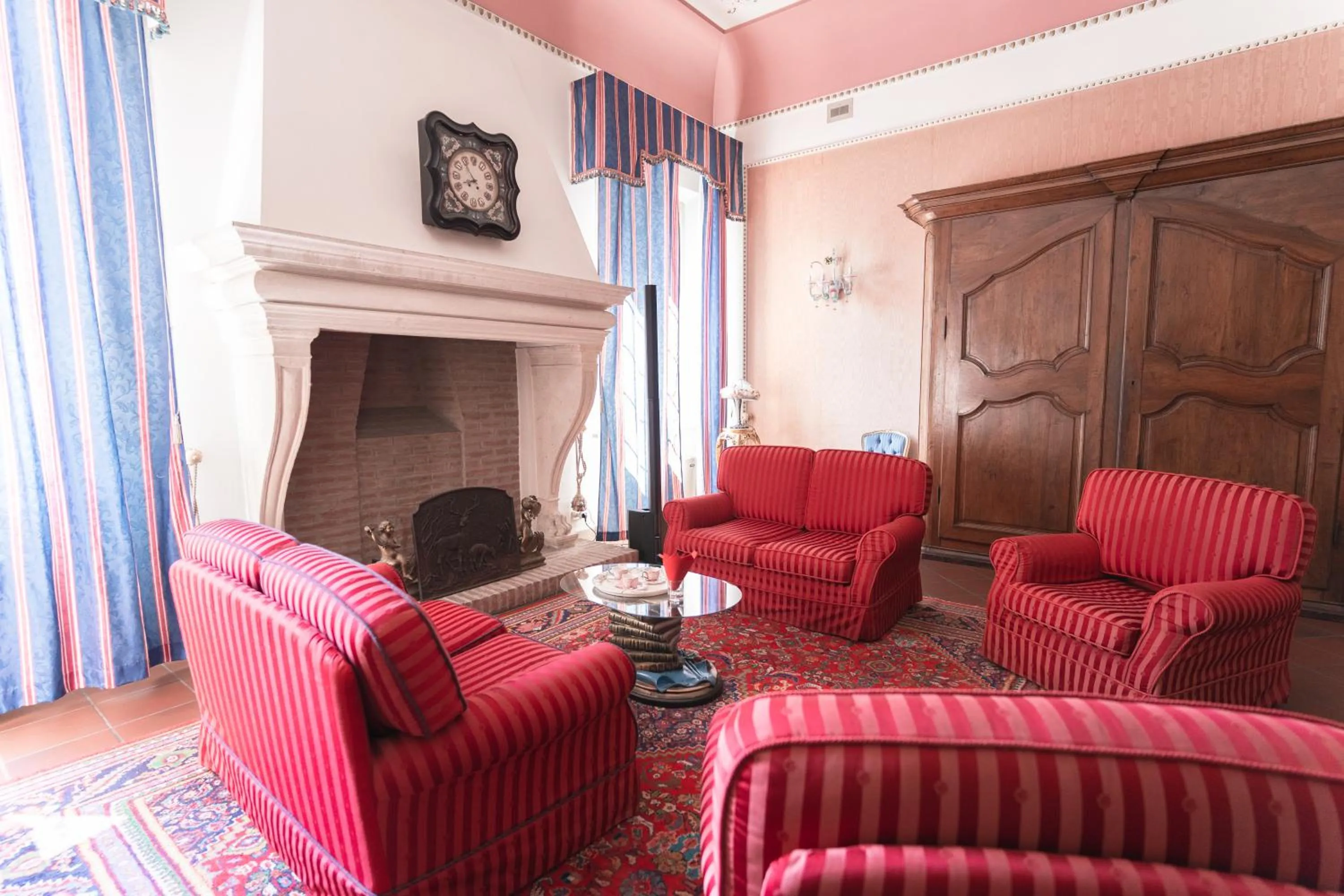 Living room in Hotel & SPA Duchessa Isabella Collection by GSA Hotels