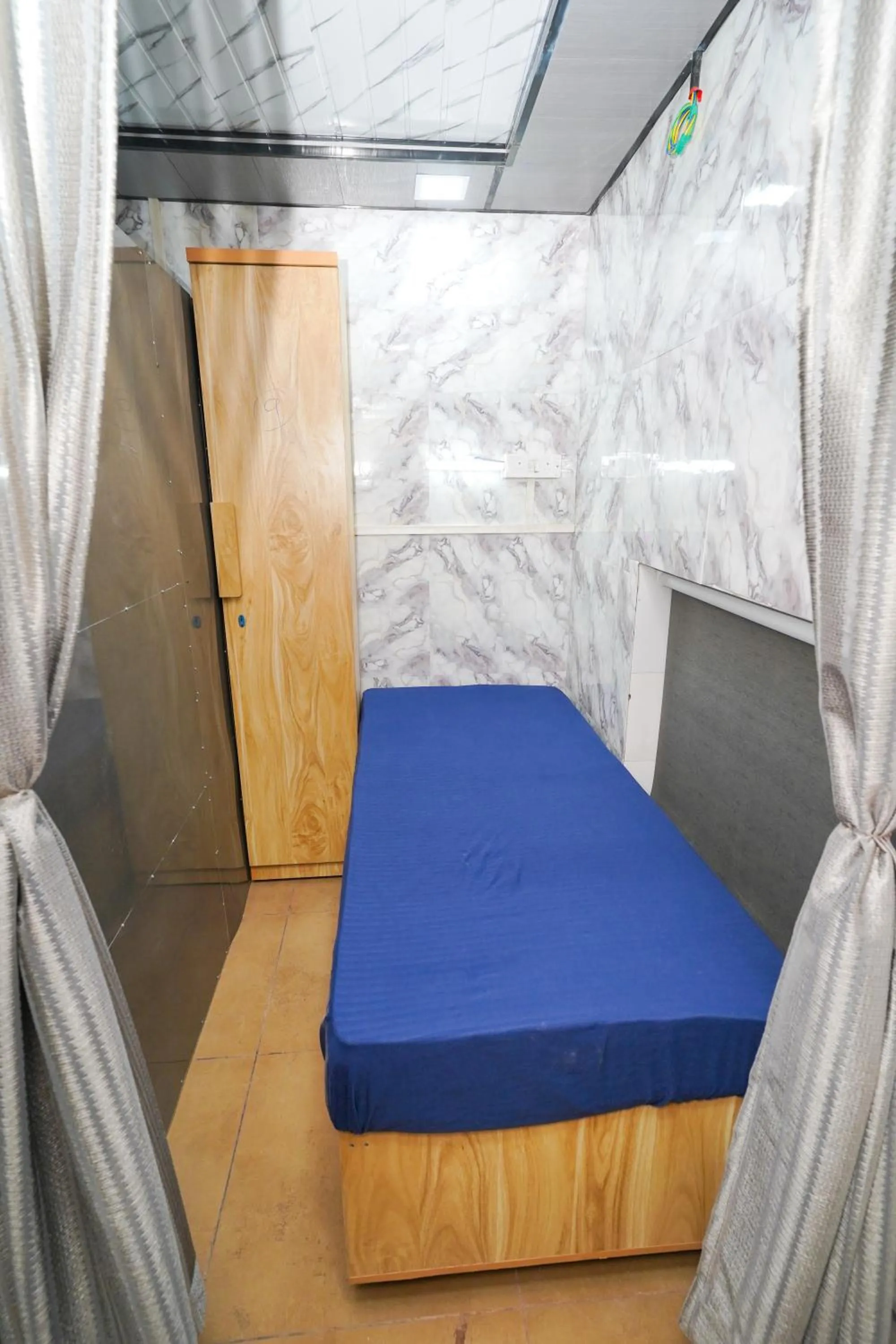 Bed in ZEST STAYS 1054-ANDHERI WEST