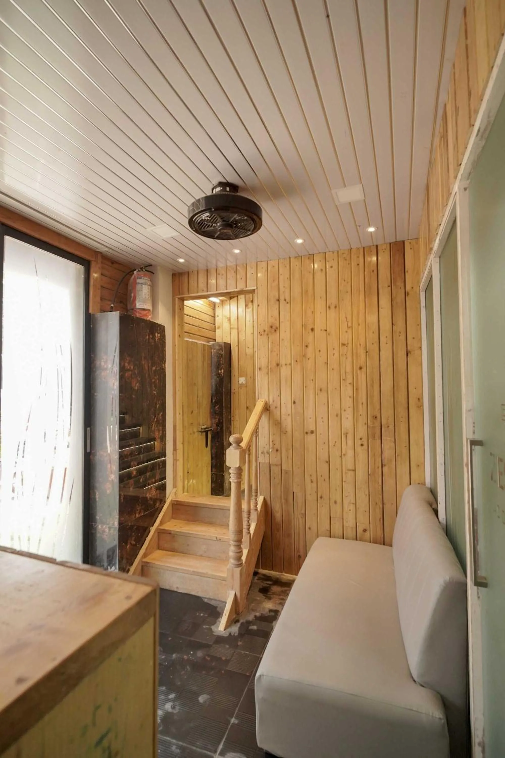 Lobby or reception in ZEST STAYS 1054-ANDHERI WEST