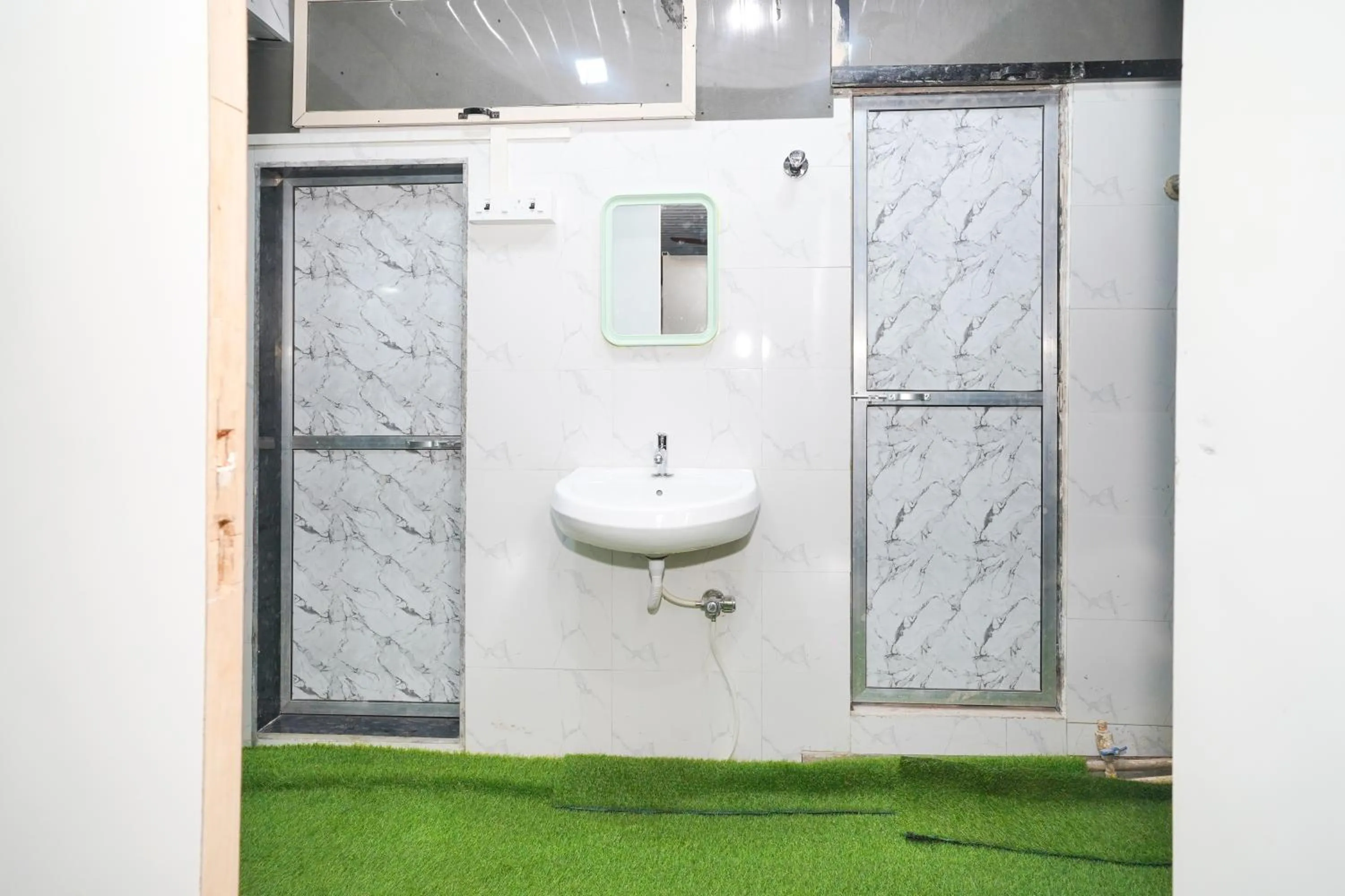 Public Bath in ZEST STAYS 1054-ANDHERI WEST