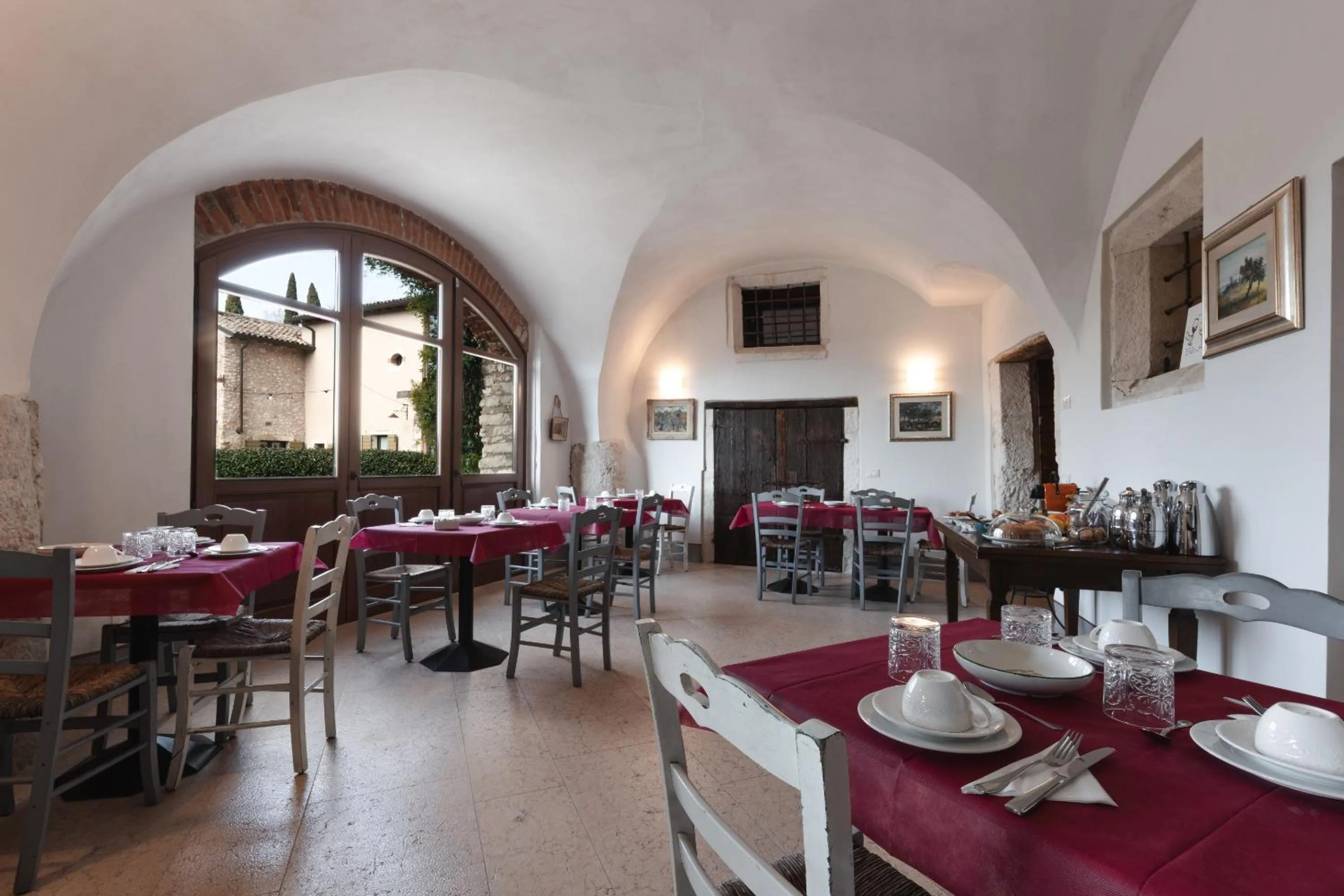 Breakfast in Corte Castello