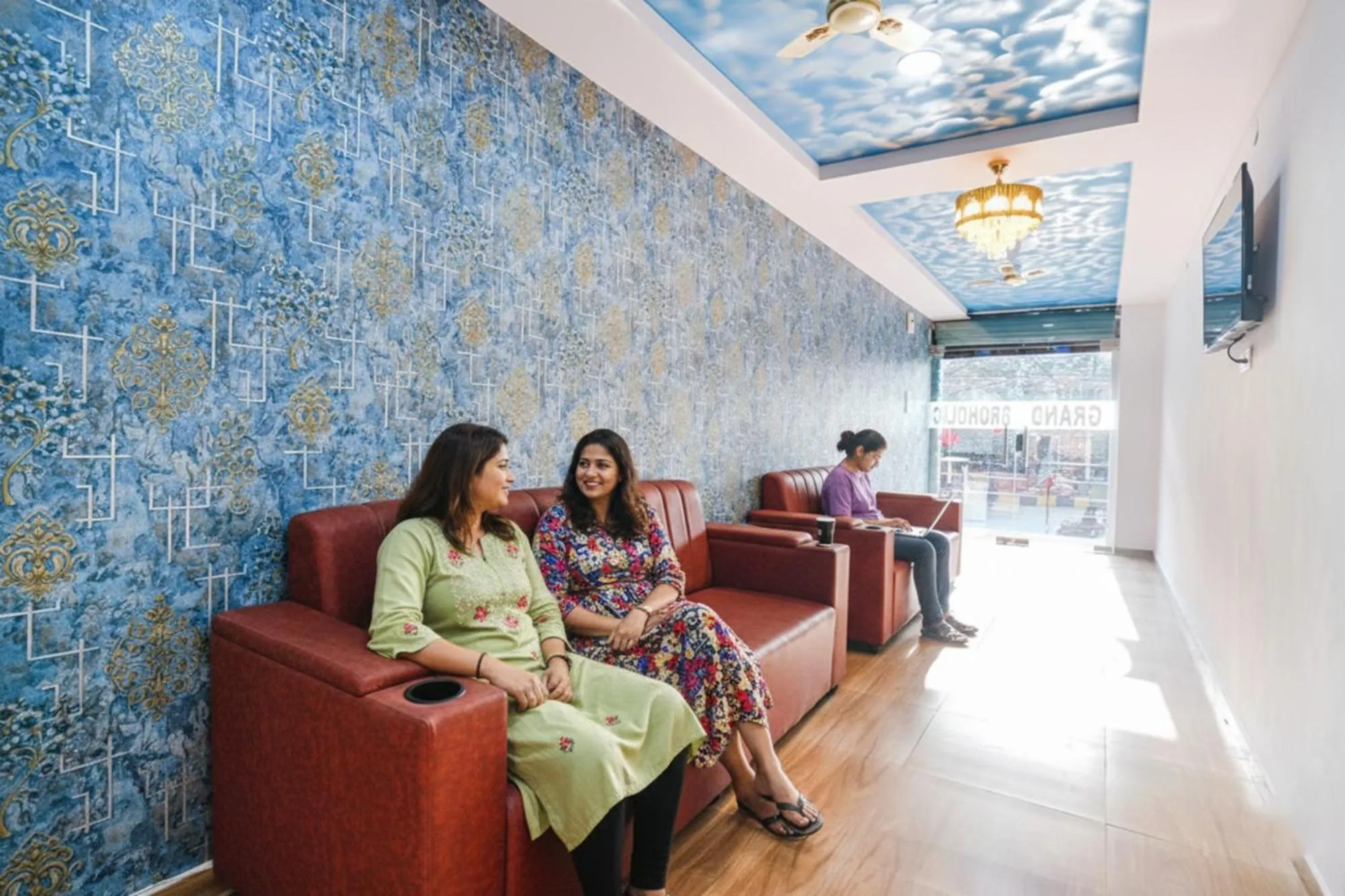 Seating area in FabHotel Grand Broholic - Nr Hitech City