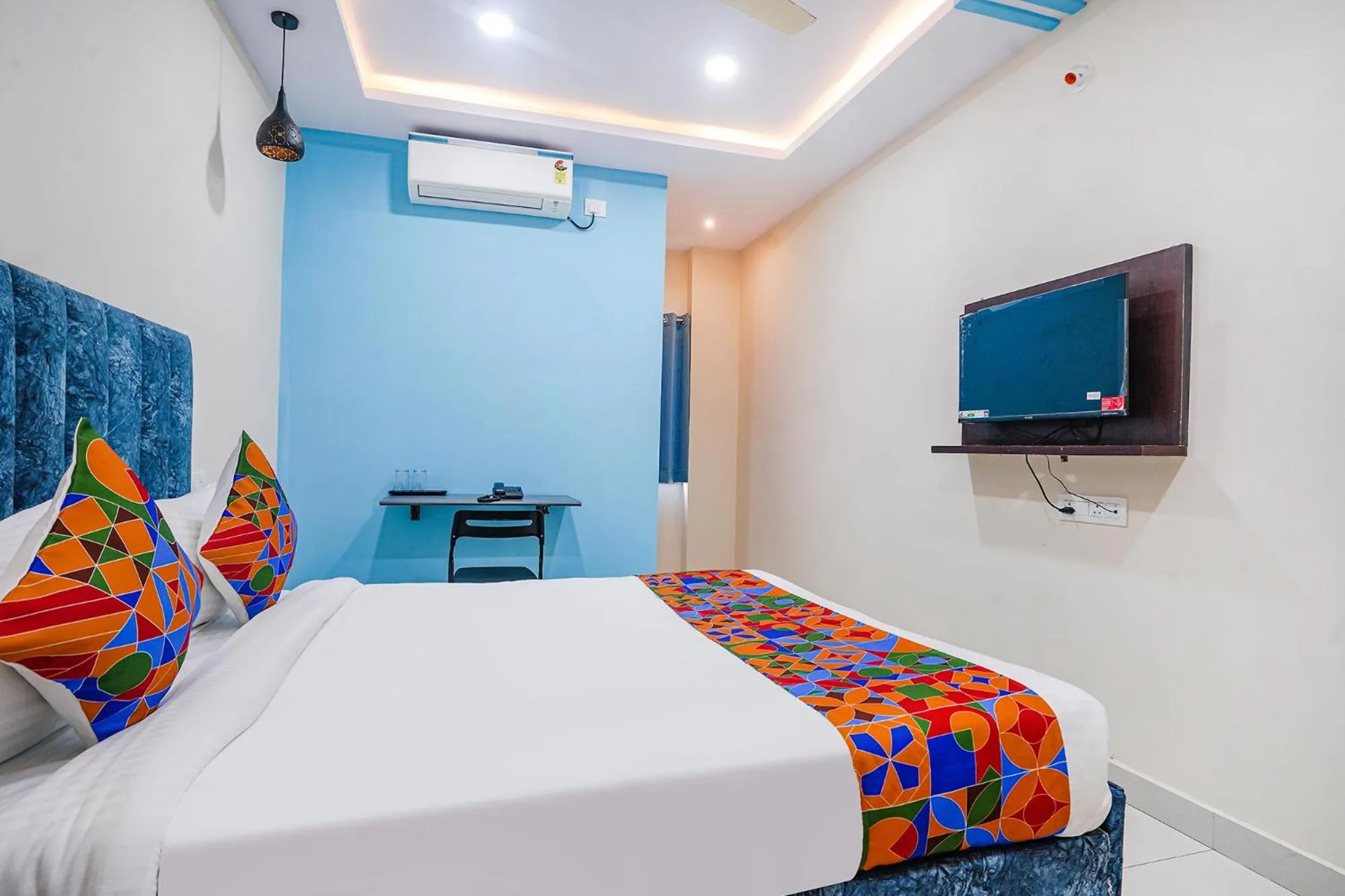 Bed in FabHotel Grand Broholic - Nr Hitech City