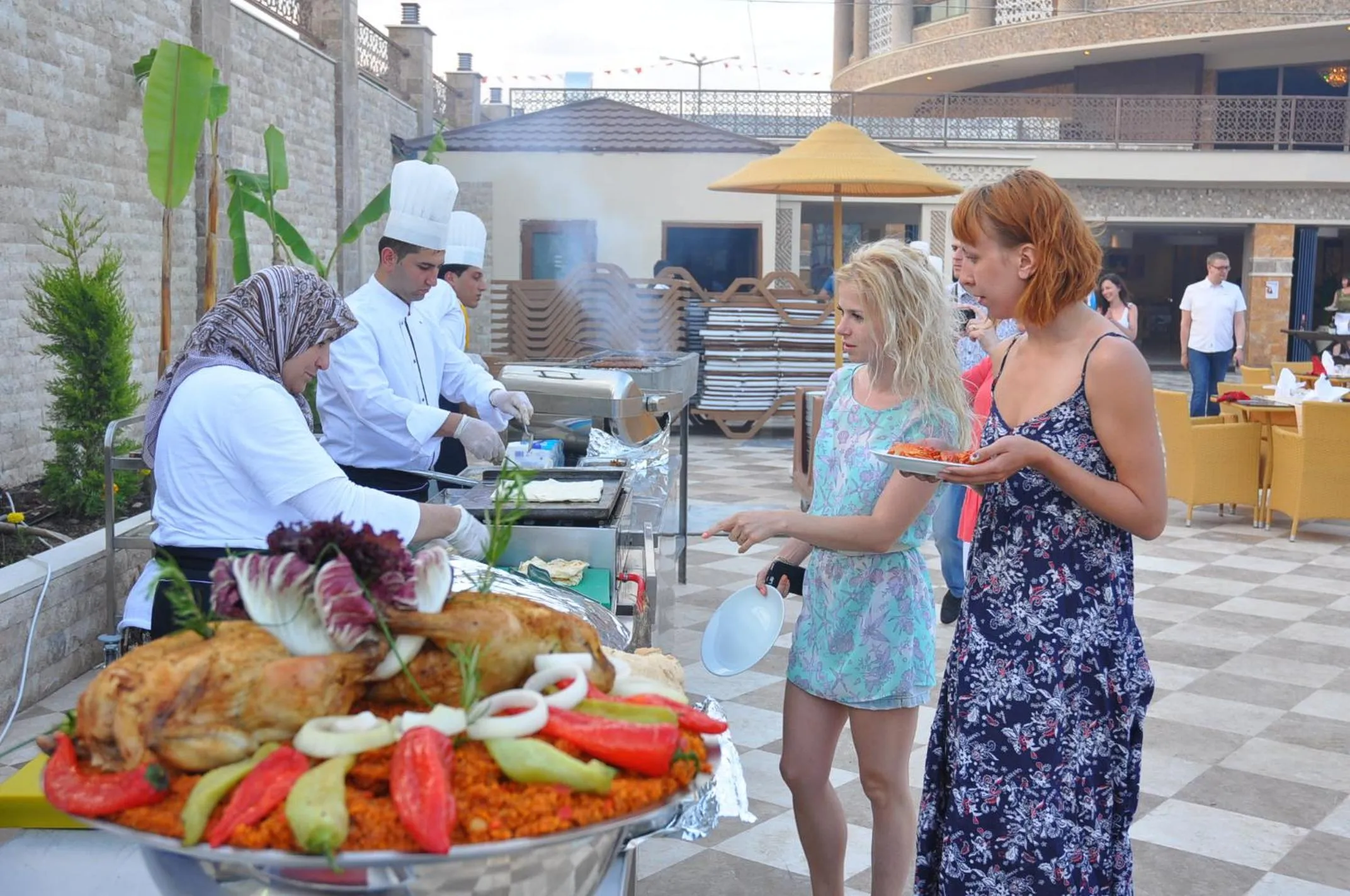 Restaurant/places to eat in Elamir Resort Hotel