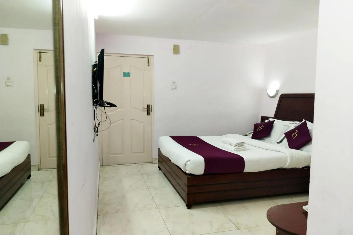 Photo of the whole room, Bed in Hotel Mount View