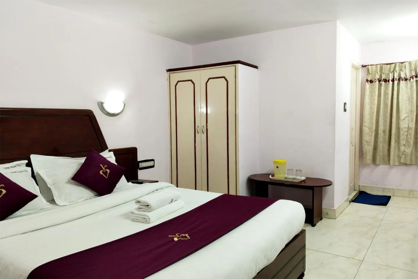 Bedroom, Bed in Hotel Mount View