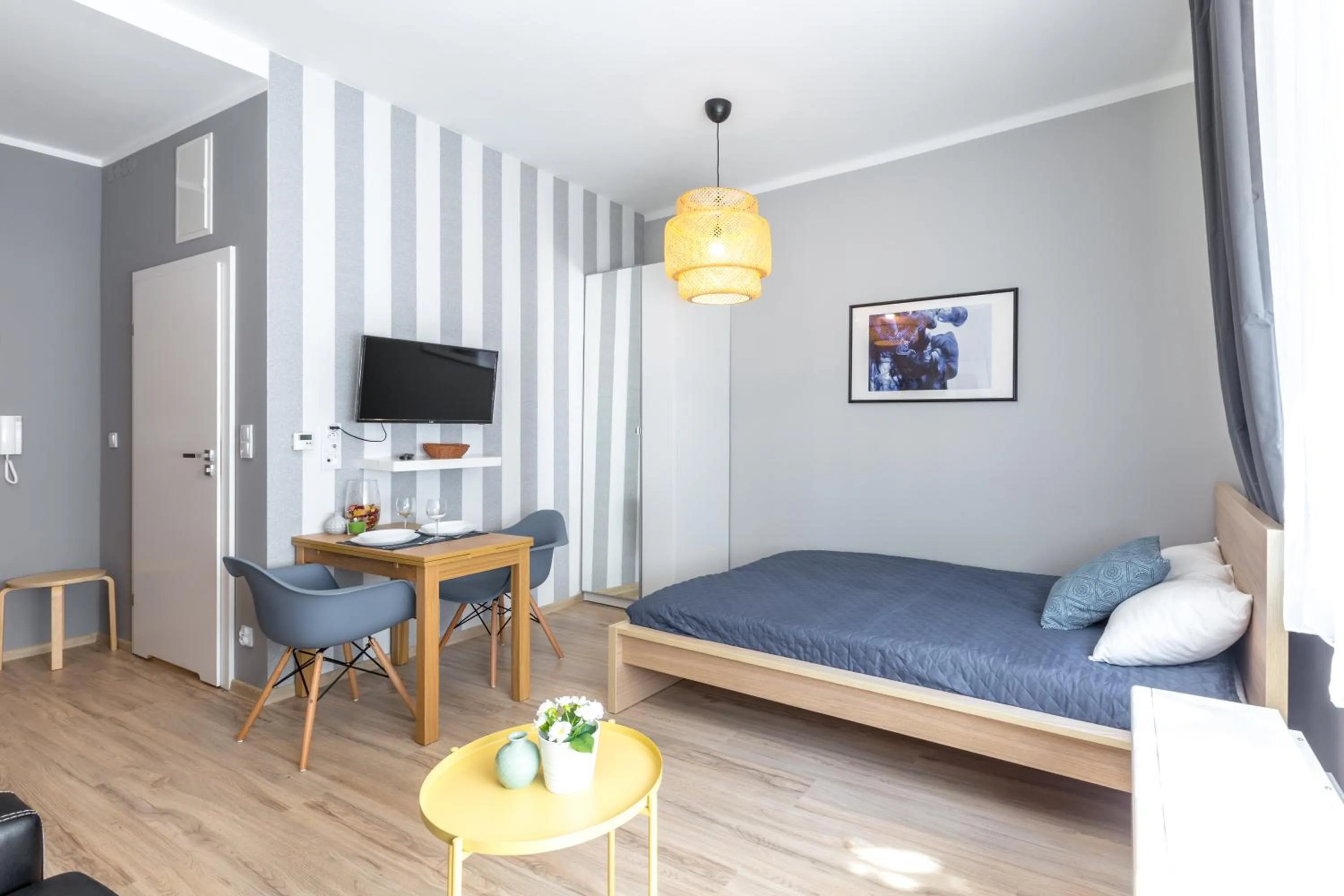 TV and multimedia, Bed in Wonderful Apartments in the Center of Krakow