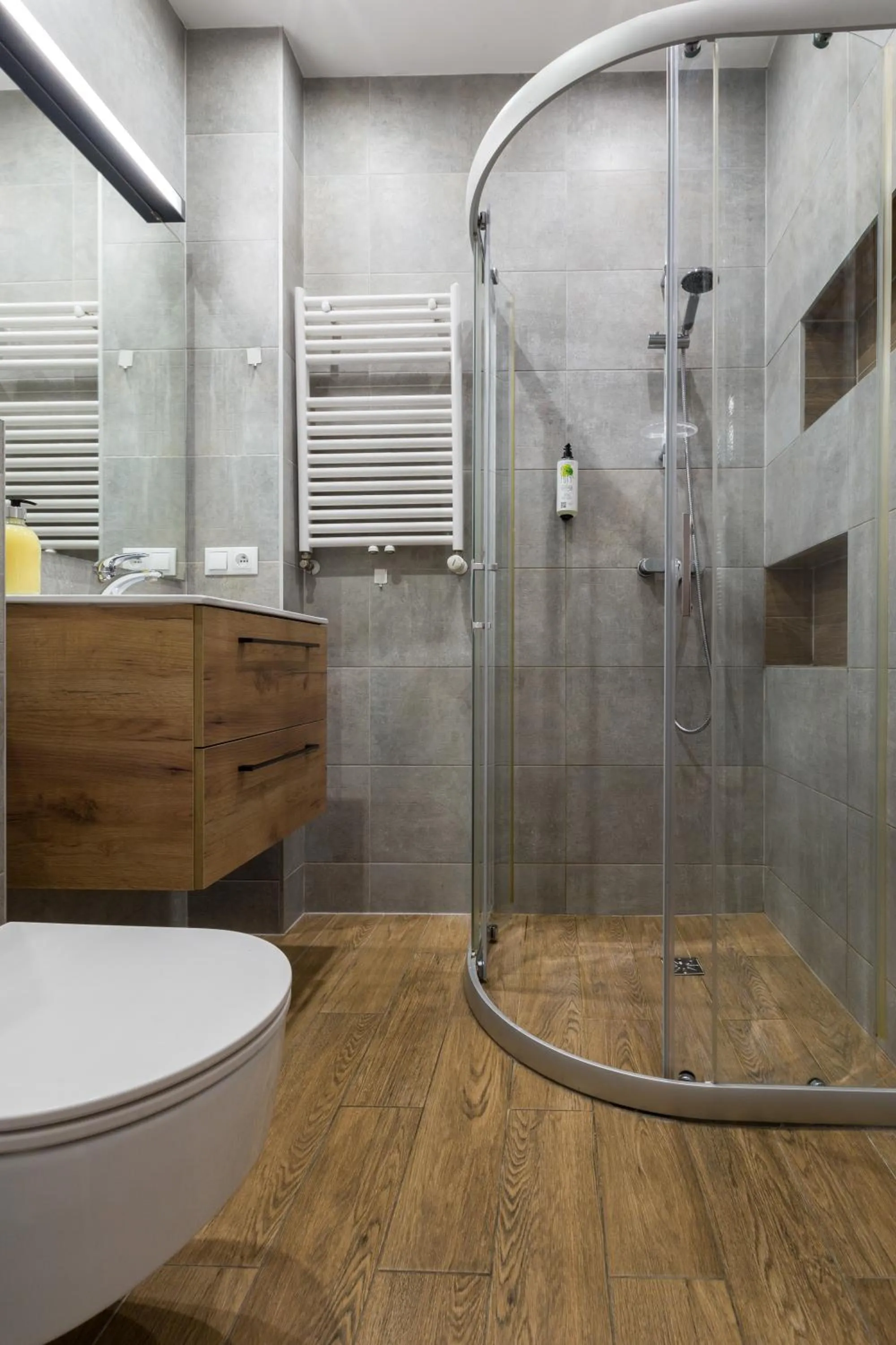 Shower in Wonderful Apartments in the Center of Krakow