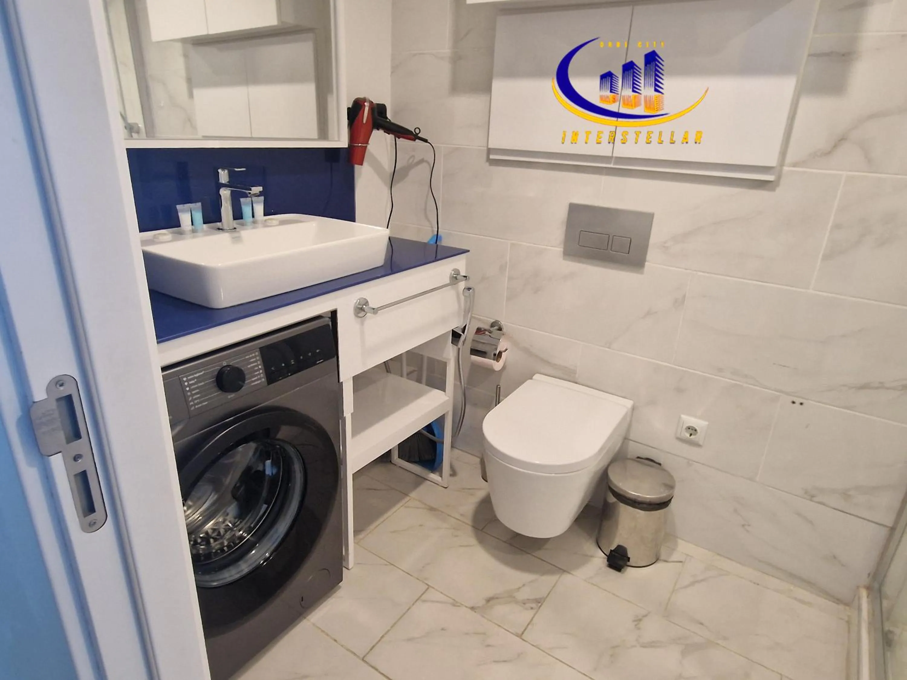 Toilet in INTERSTELLAR ☆ ORBI CITY