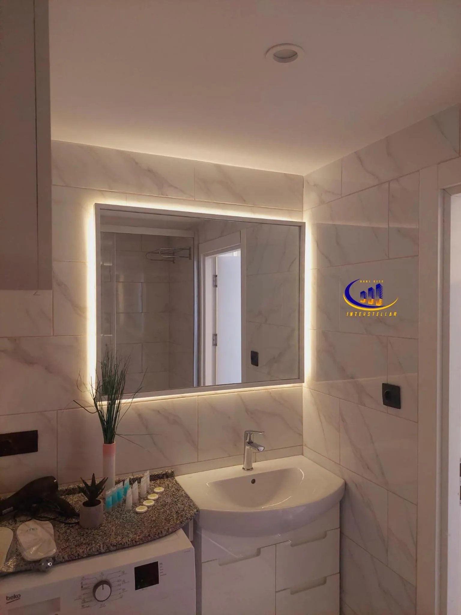 Bathroom in INTERSTELLAR ☆ ORBI CITY