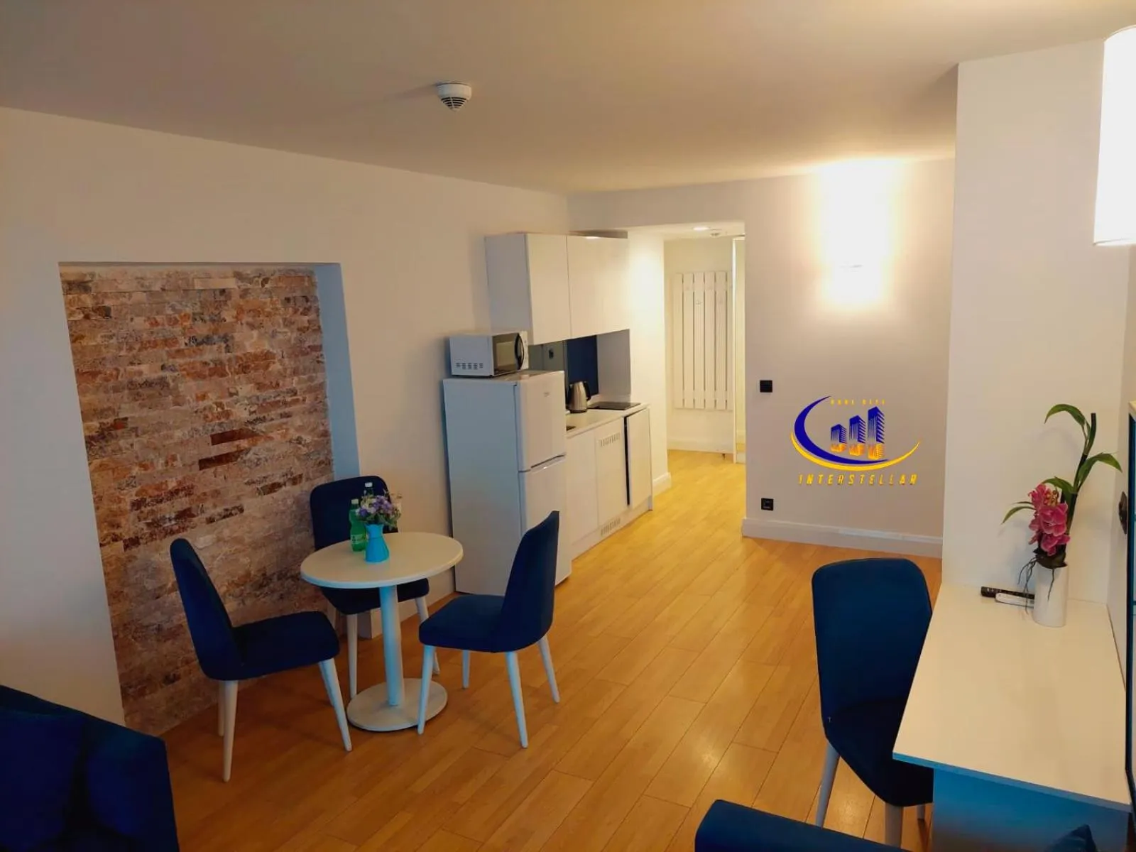 Kitchen or kitchenette in INTERSTELLAR ☆ ORBI CITY