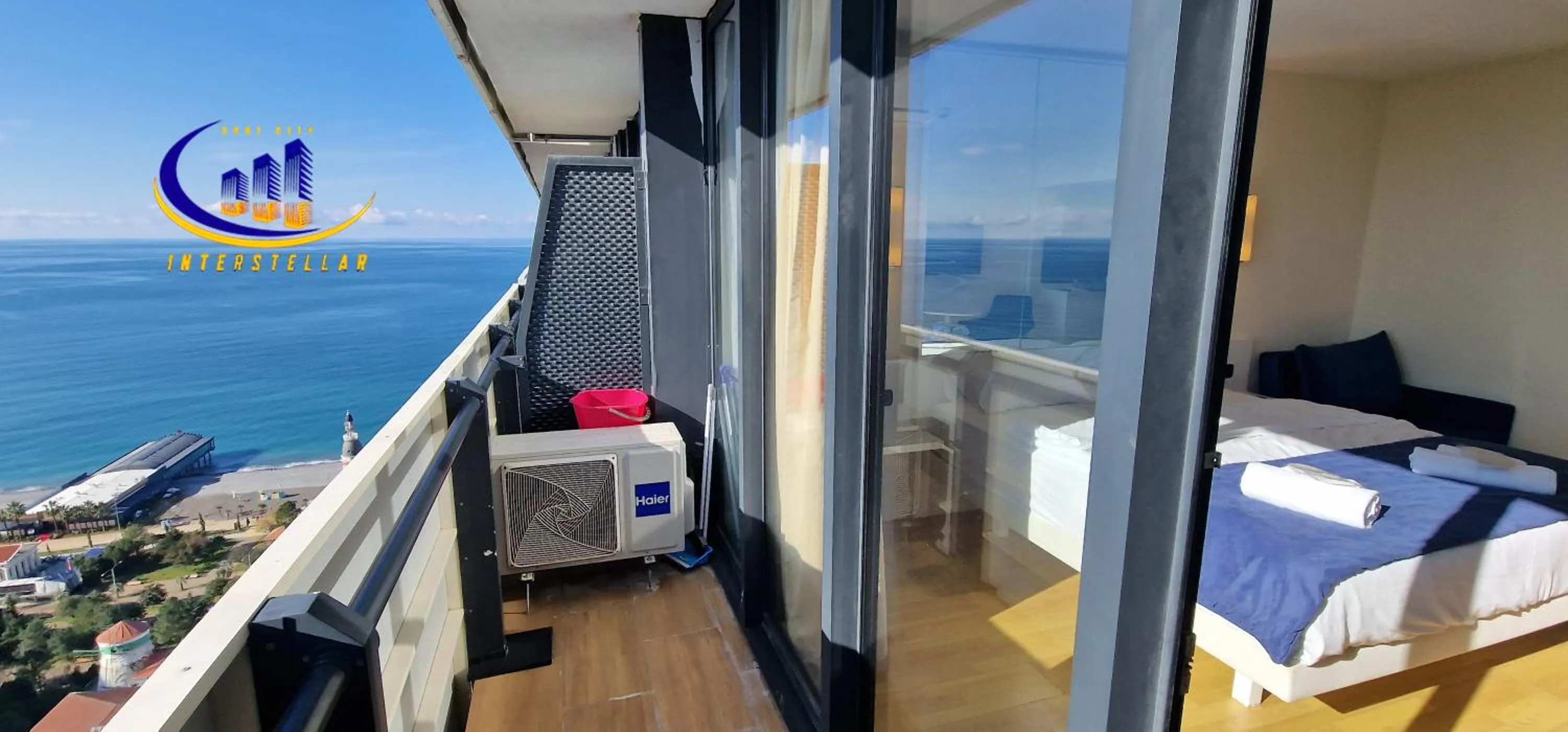 Balcony/Terrace, Bed in INTERSTELLAR ☆ ORBI CITY