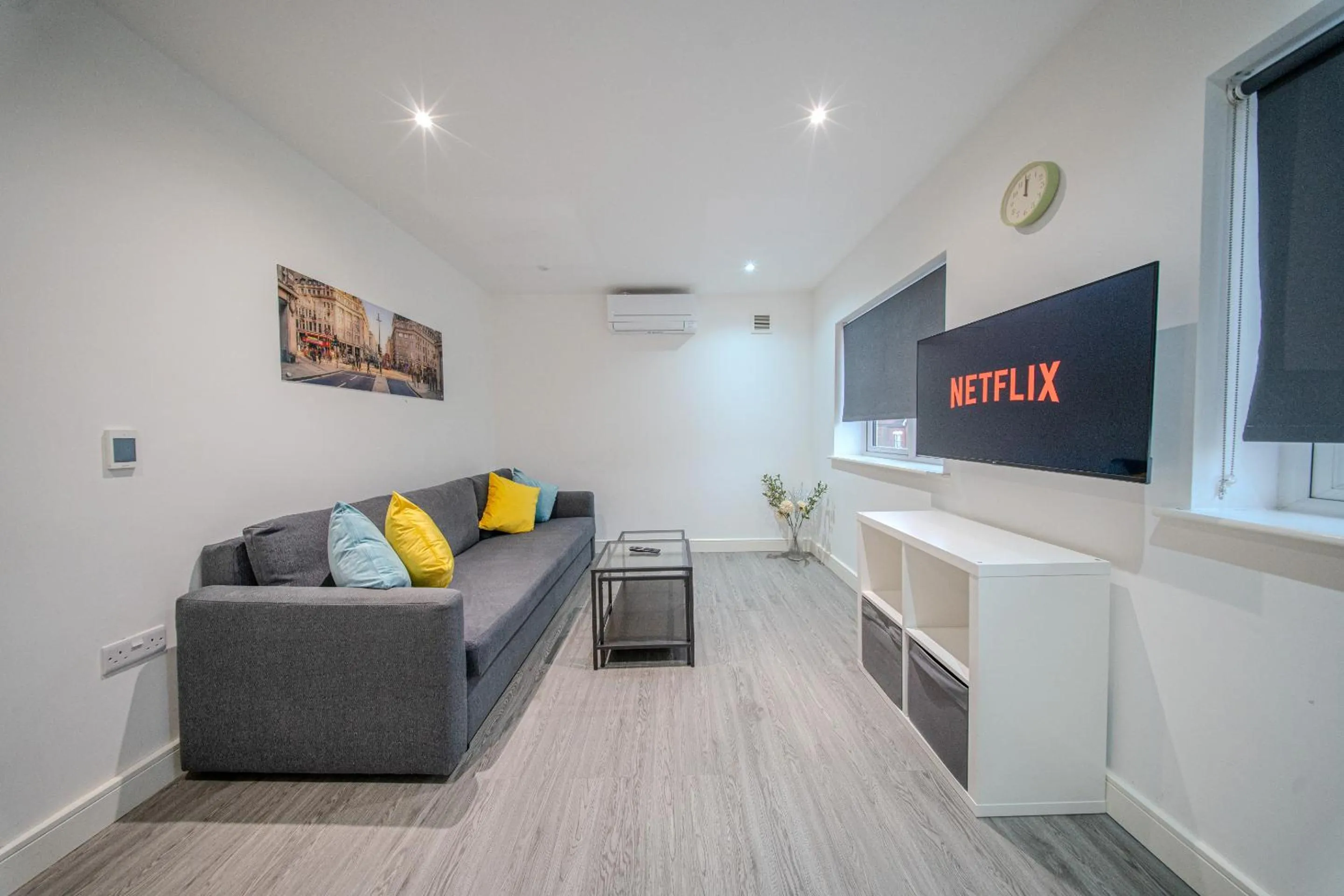 Kitchen or kitchenette in Ilford Luxury Apartments