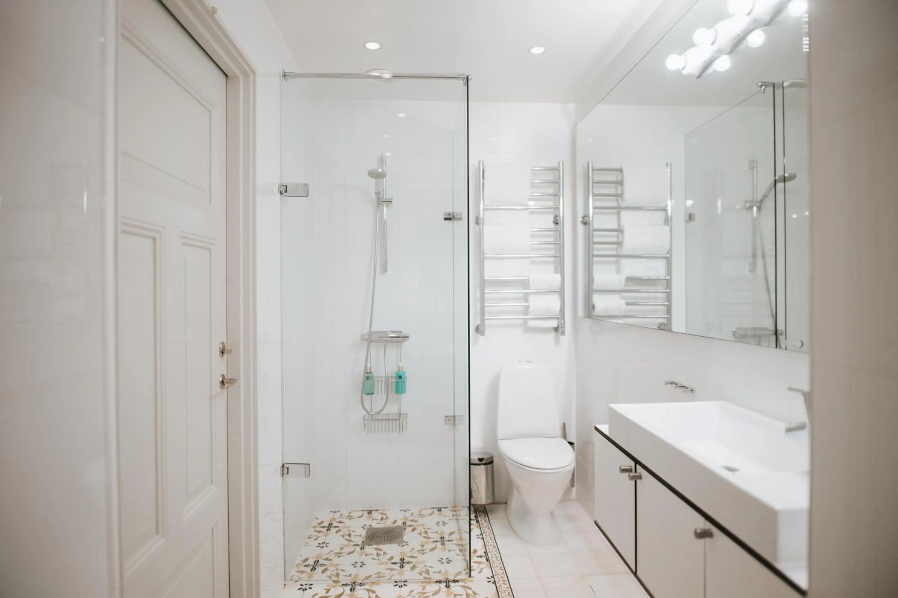 Shower in Guldgränd