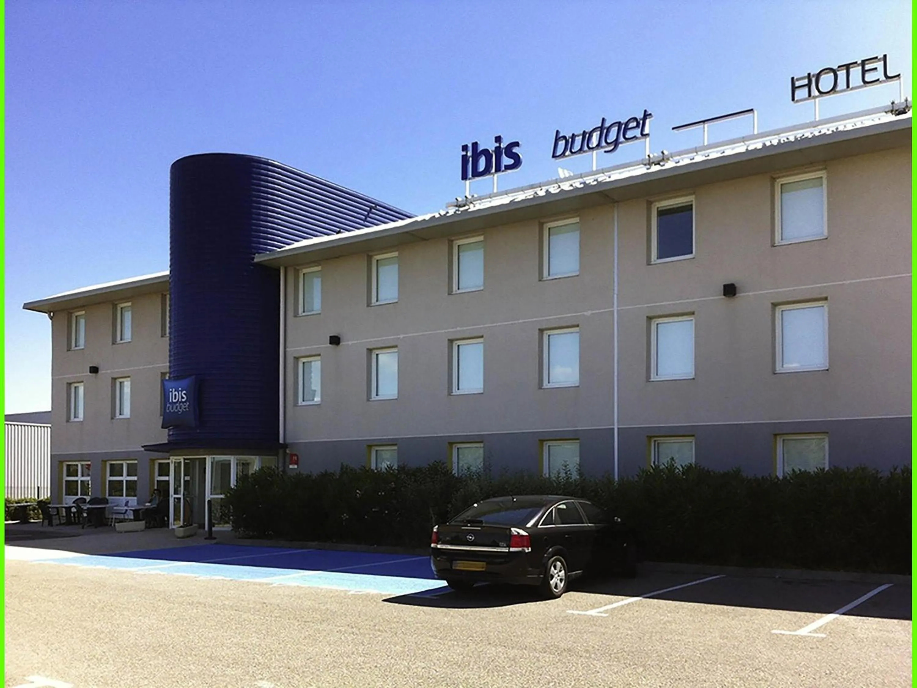 Property building in Ibis Budget Montelimar