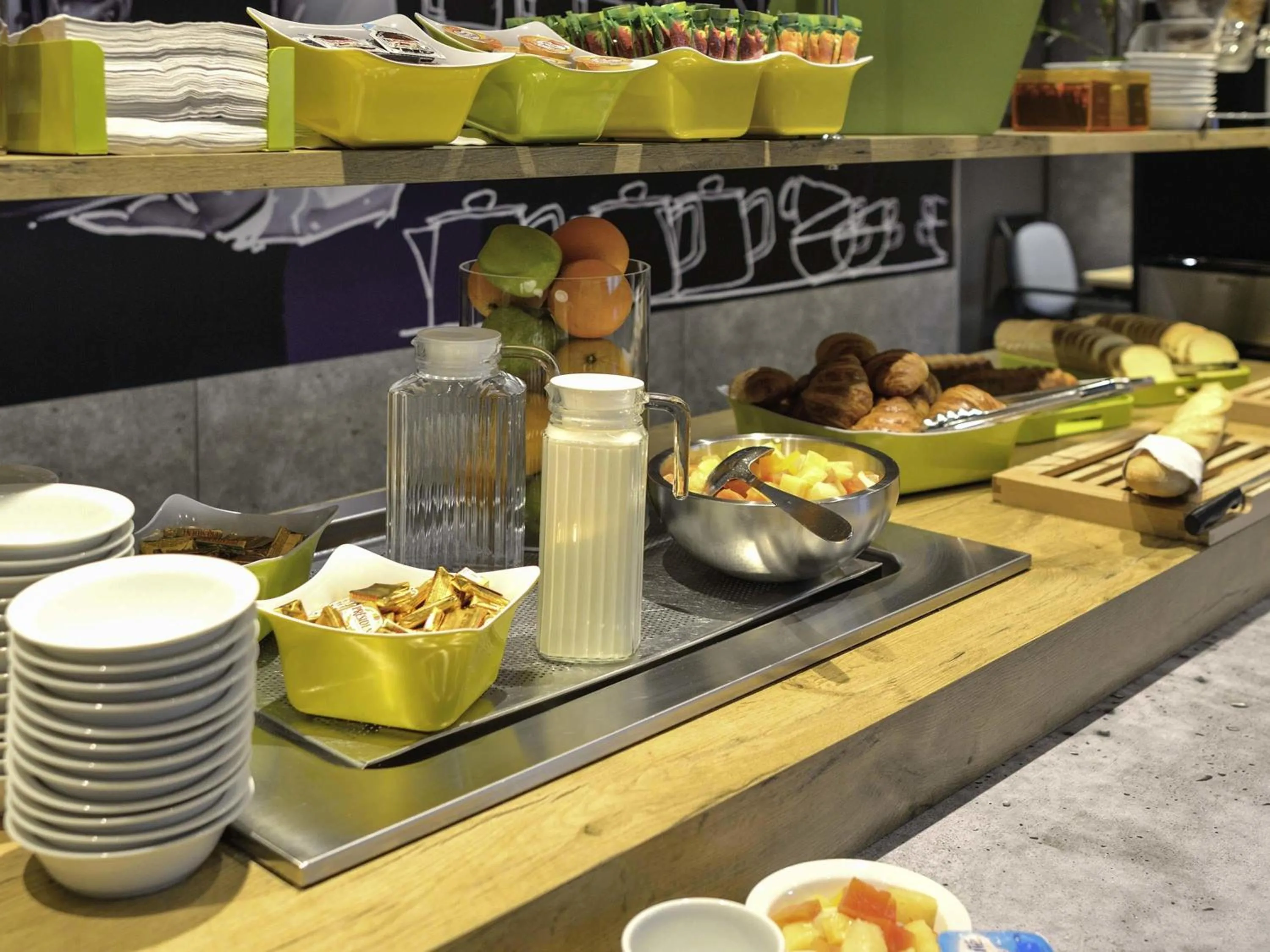 Breakfast in Ibis Budget Avignon Nord