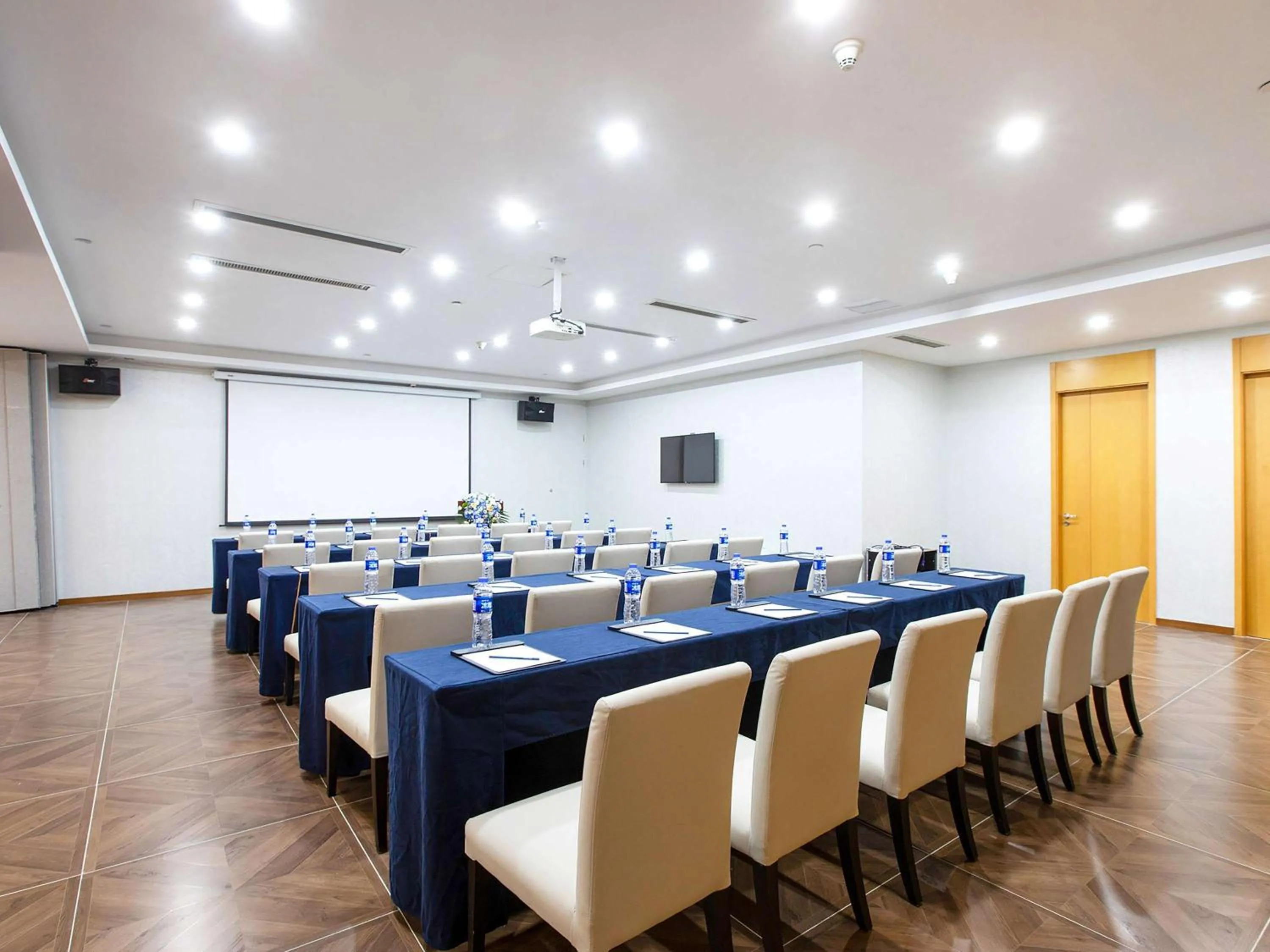 Meeting/conference room in Novotel Nanjing Central