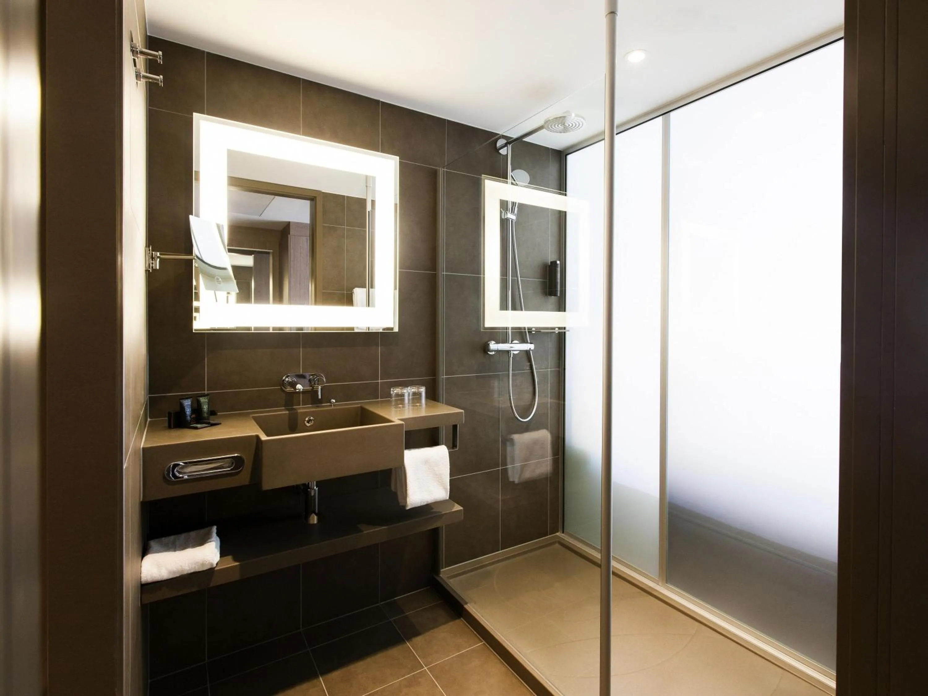 Bedroom in Novotel Basel City