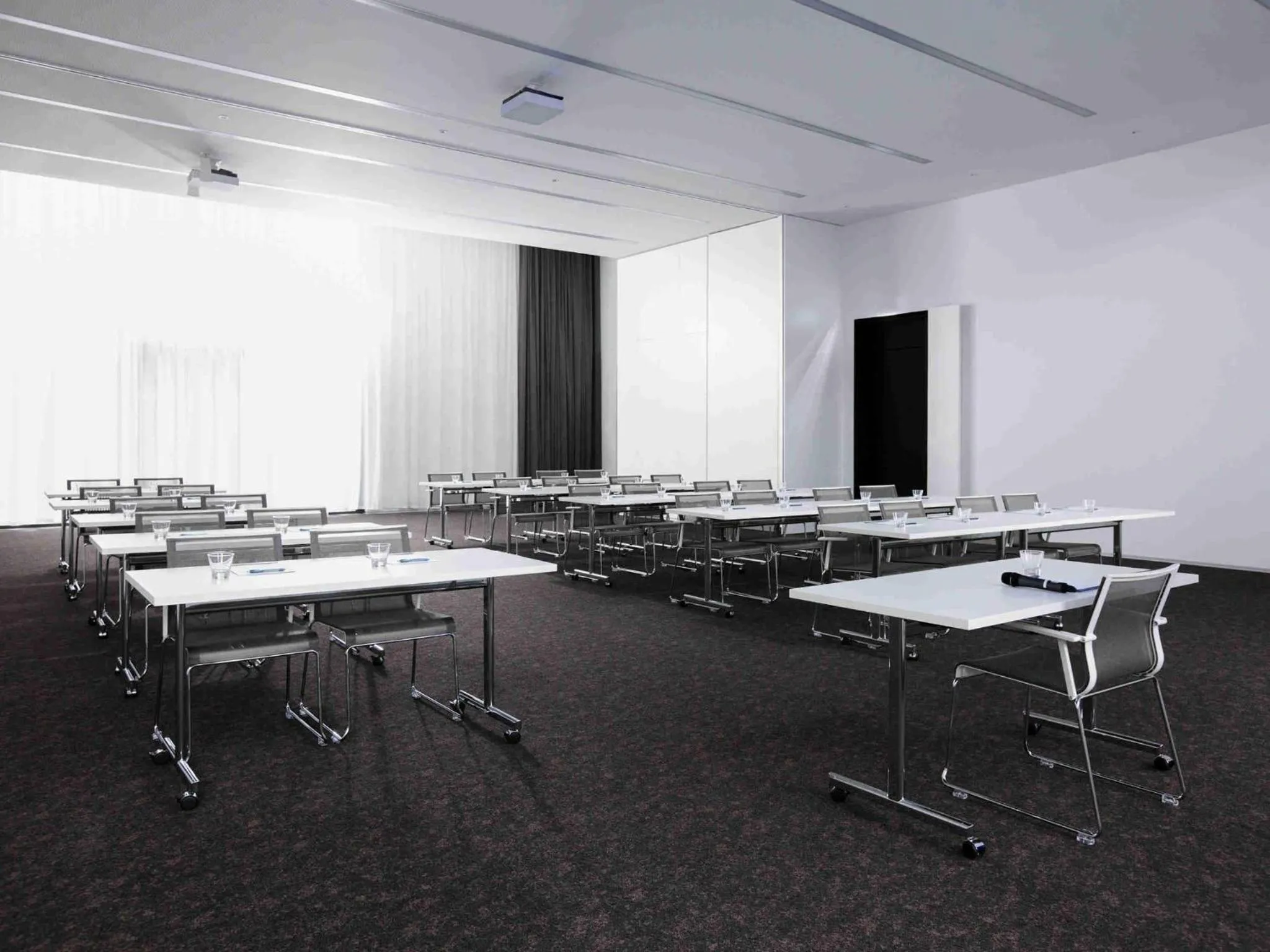 Meeting/conference room in Novotel Basel City