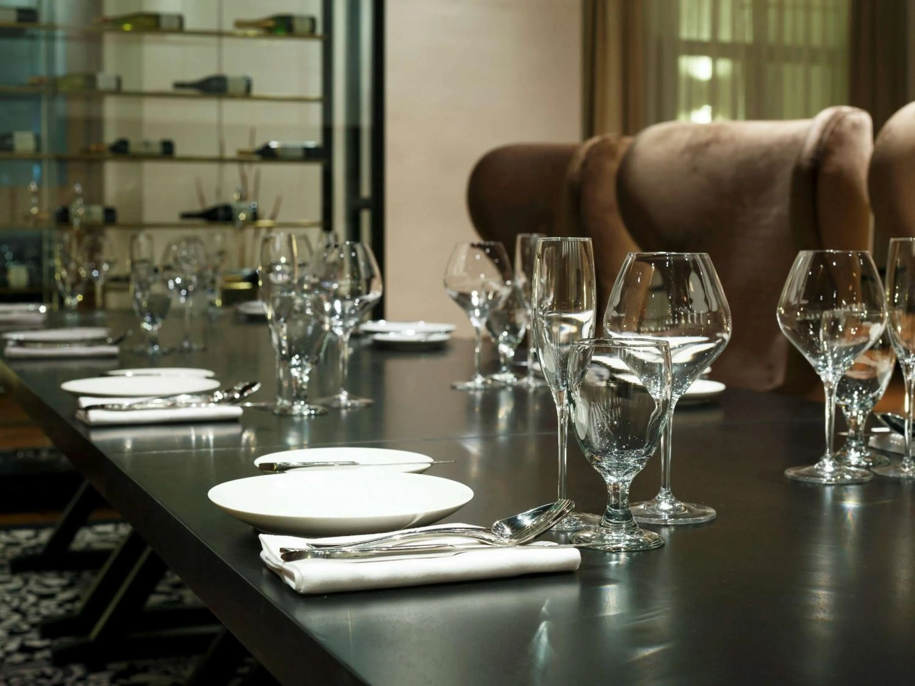 Restaurant/Places to Eat in The Lake Garden Nay Pyi Taw - MGallery Collection