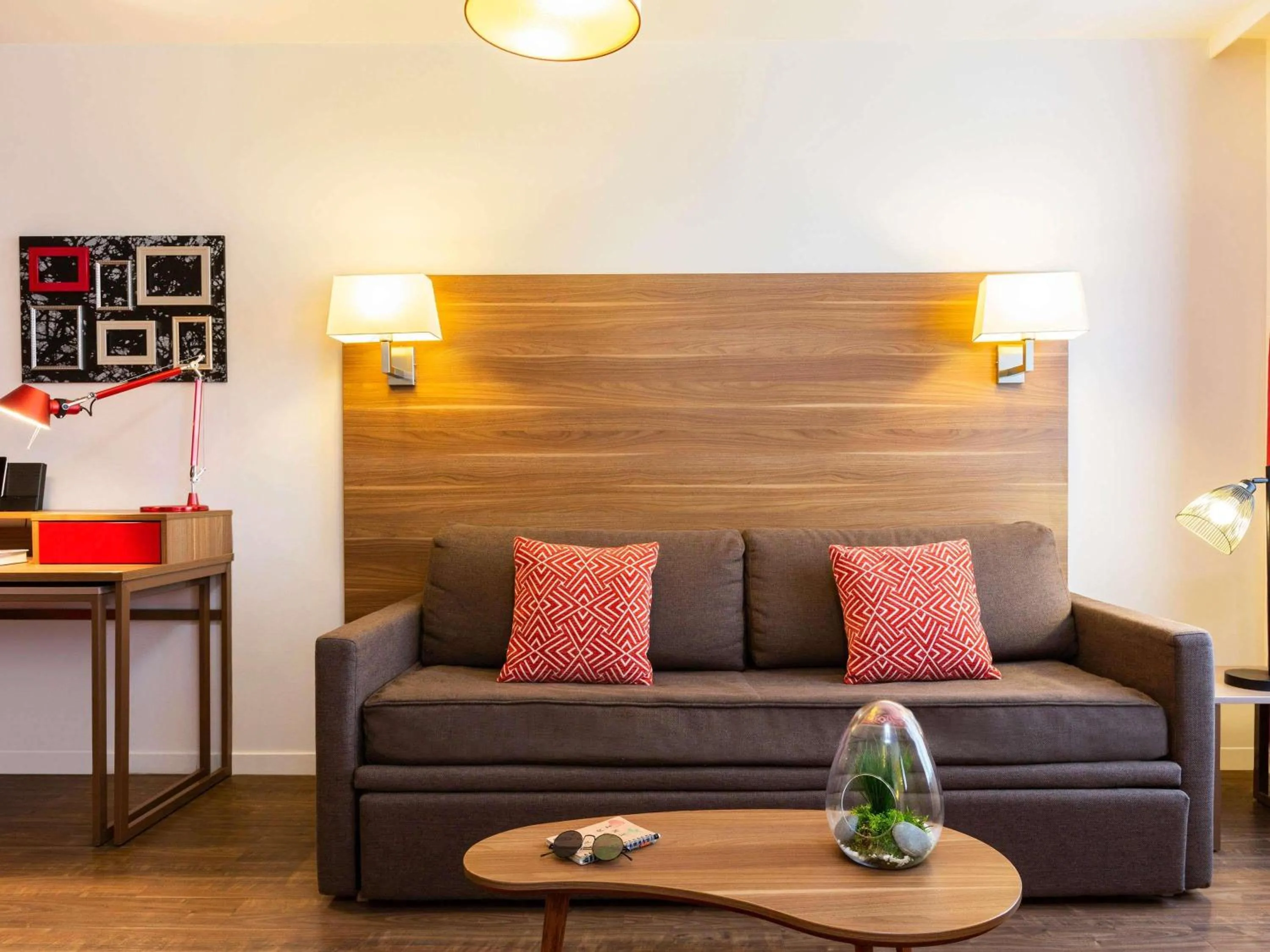 Bedroom in Aparthotel Adagio La Defense Courbevoie