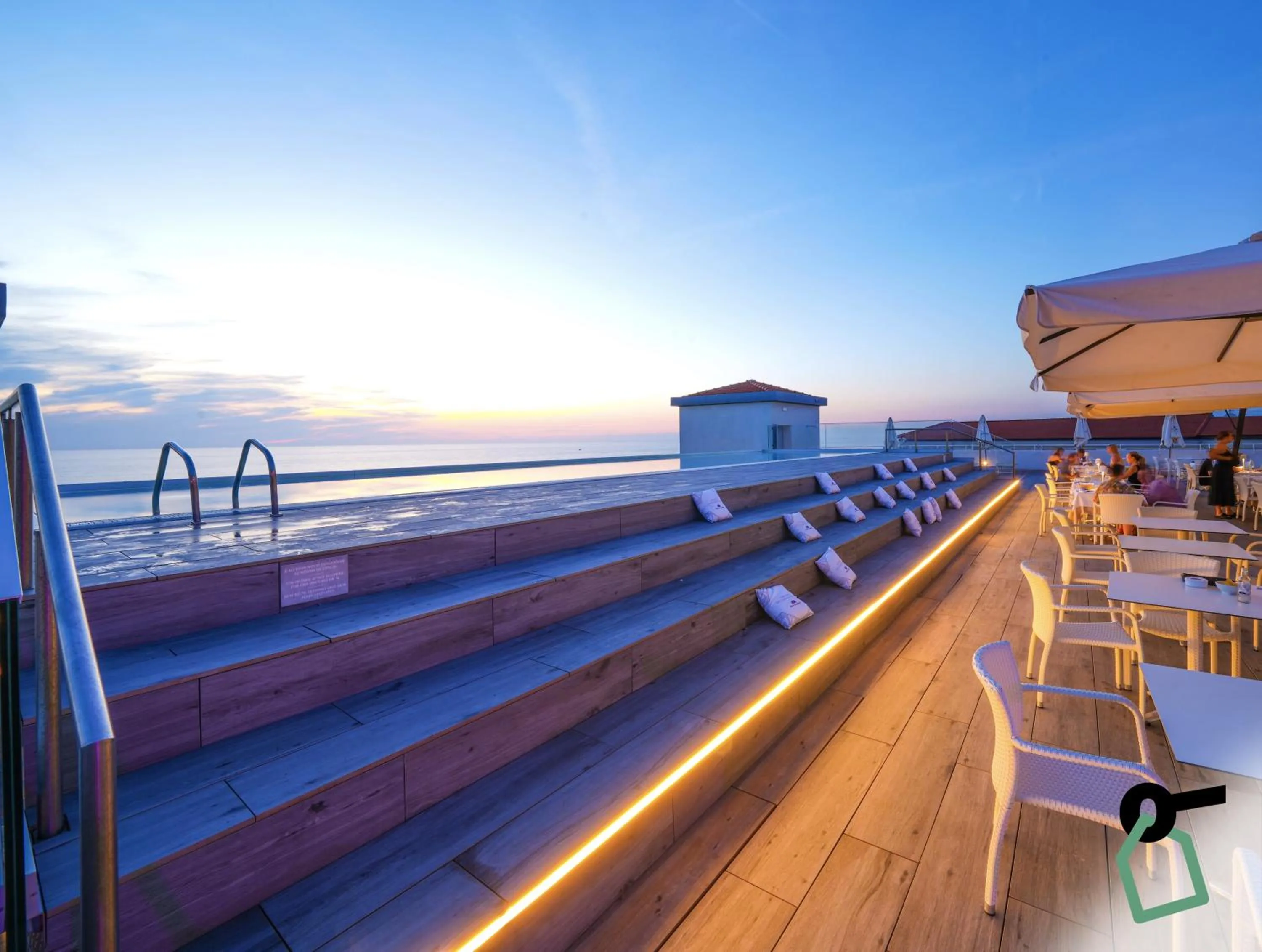 Swimming pool in HOTIDAY Room Collection - Tirrenia